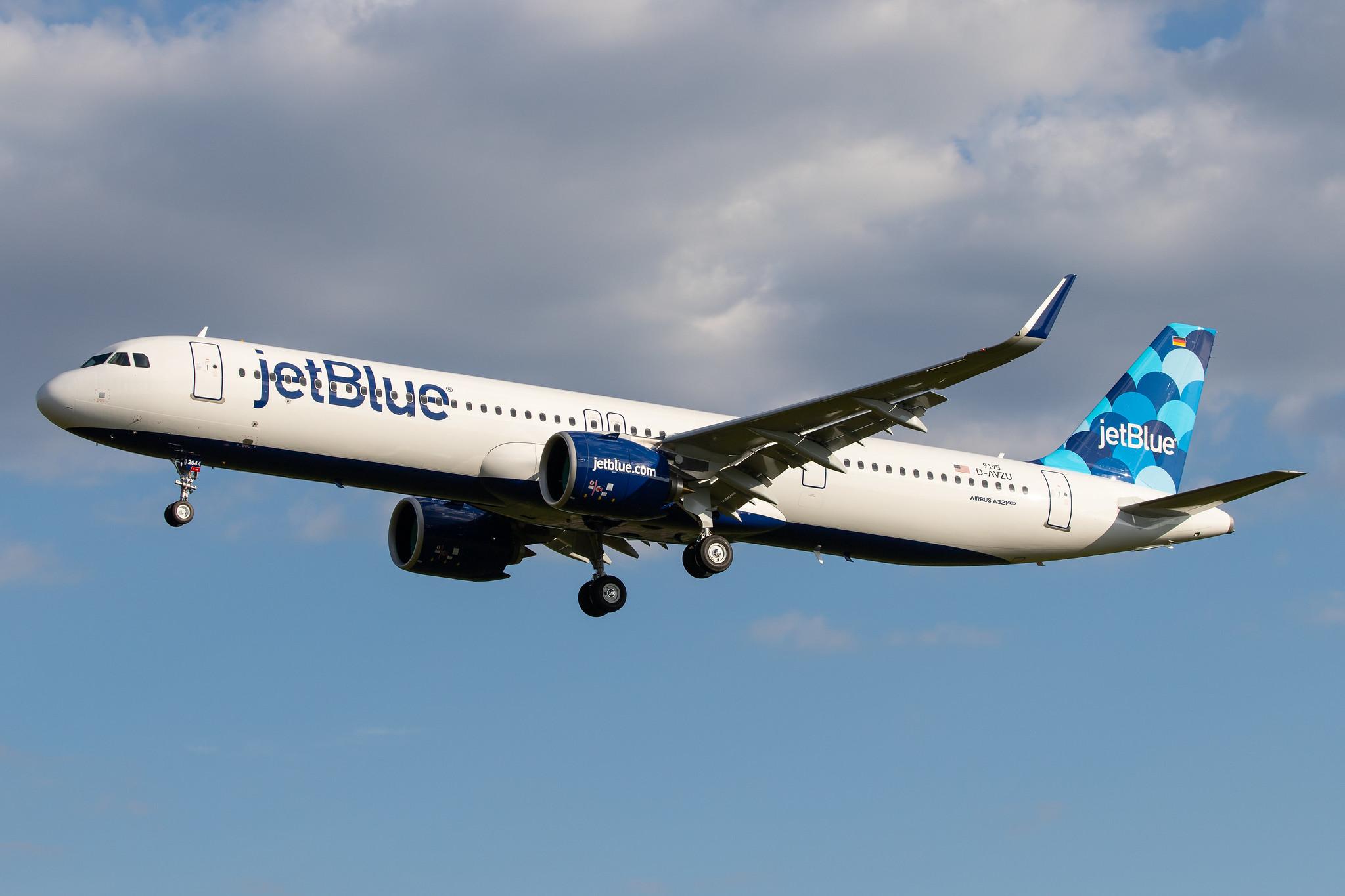 Hamburg Airport: JetBlue Airways (B6 / JBU) |  Airbus A321-271NX A21N | D-AVZU (N2044J) | MSN 9195