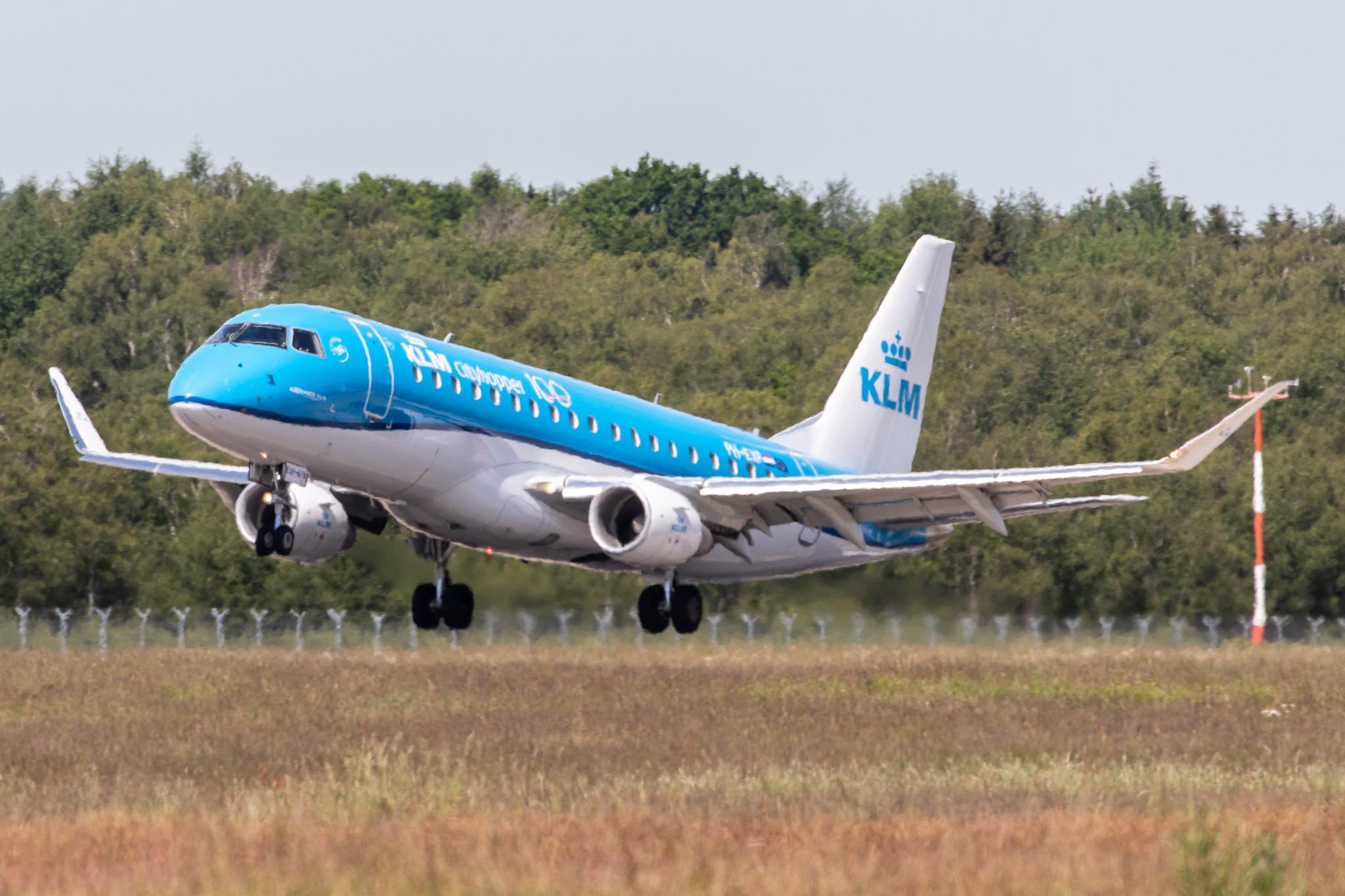 Hamburg Airport: KLM (KL / KLM) | Operator: KLM Cityhopper |  Embraer E175STD E75L | PH-EXP | MSN 17000678
