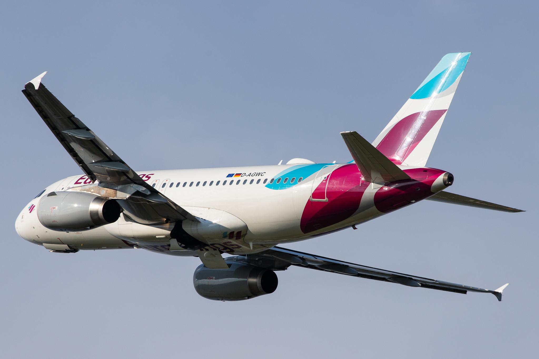 Hamburg Airport: Eurowings (EW / EWG) |  Airbus A319-132 A319 | D-AGWC | MSN 2976