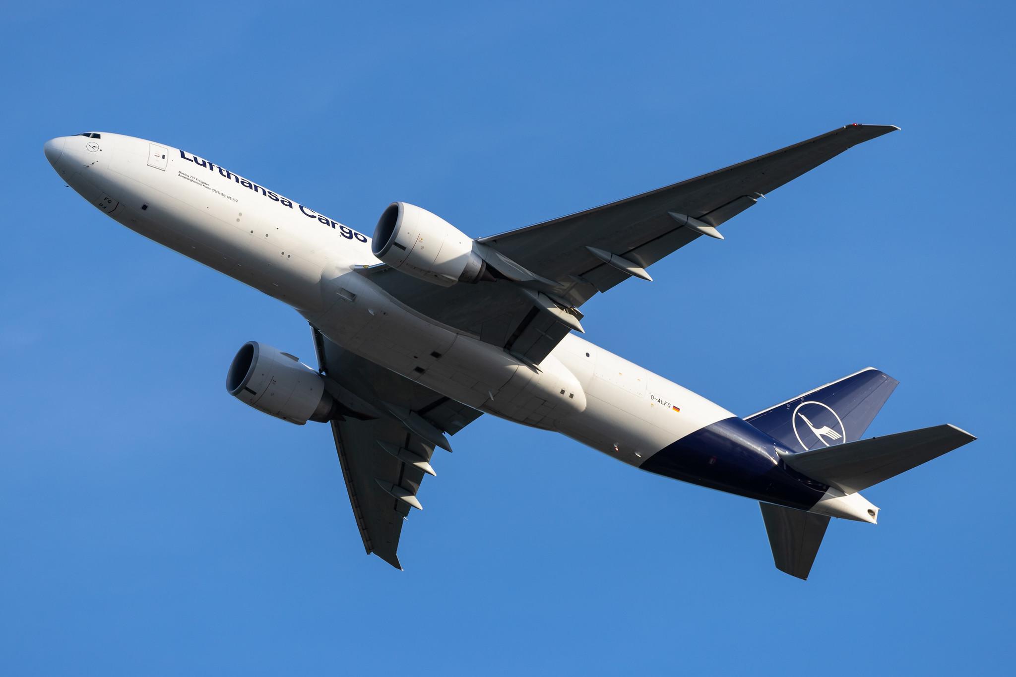 Frankfurt Airport: Lufthansa Cargo (/ GEC) |  Boeing 777-FBT B77L | D-ALFG | MSN 66090