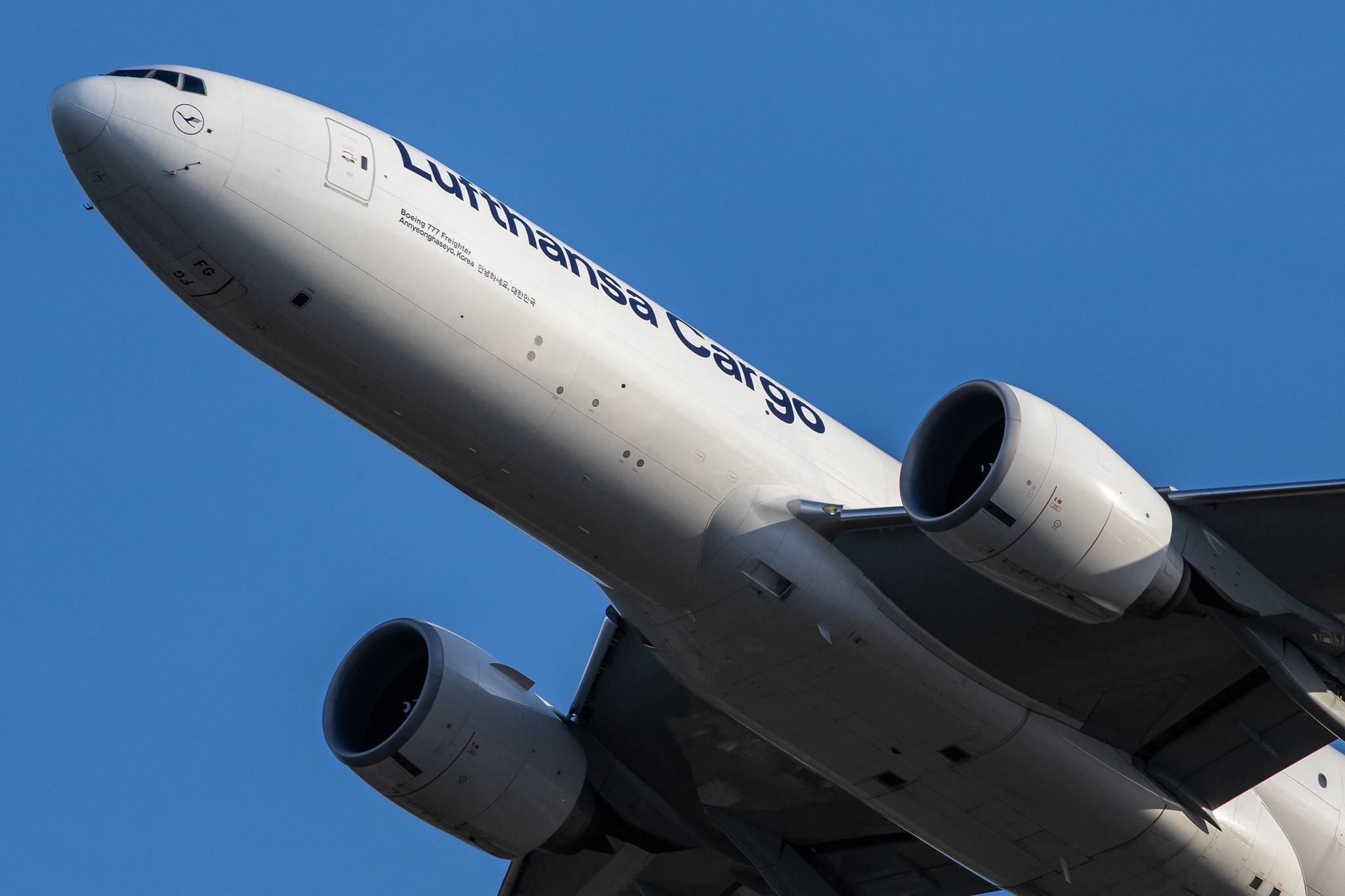 Frankfurt Airport: Lufthansa Cargo (/ GEC) |  Boeing 777-FBT B77L | D-ALFG | MSN 66090