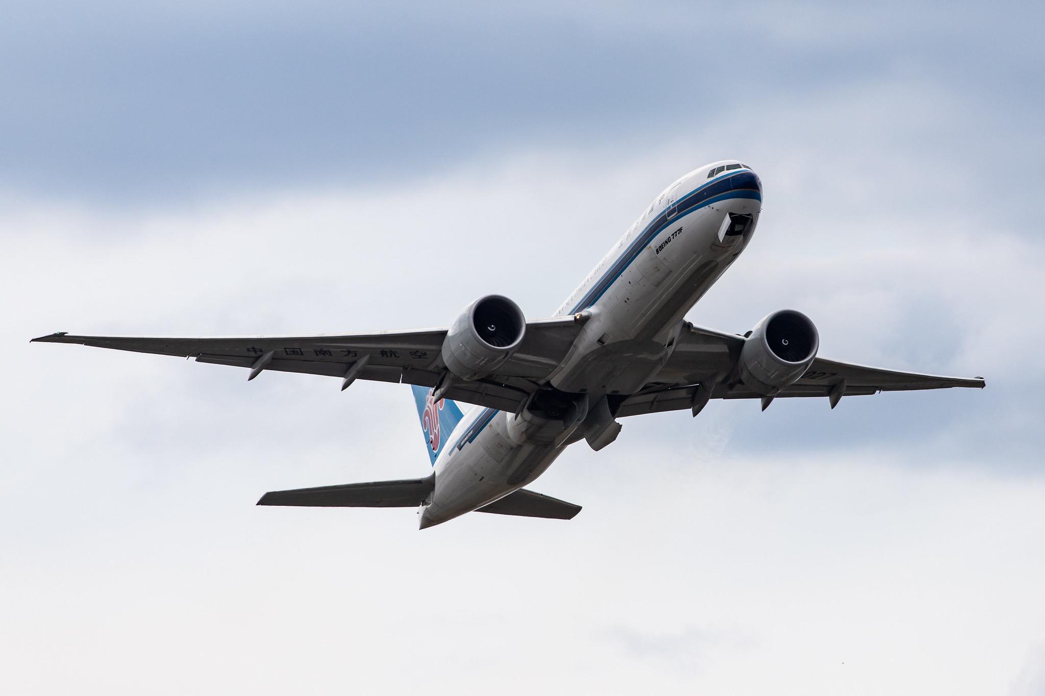 Frankfurt Airport: China Southern Cargo (CZ / CSN) | Operator: China Southern Airlines |  Boeing 777-F1B B77L | B-2027 | MSN 41636