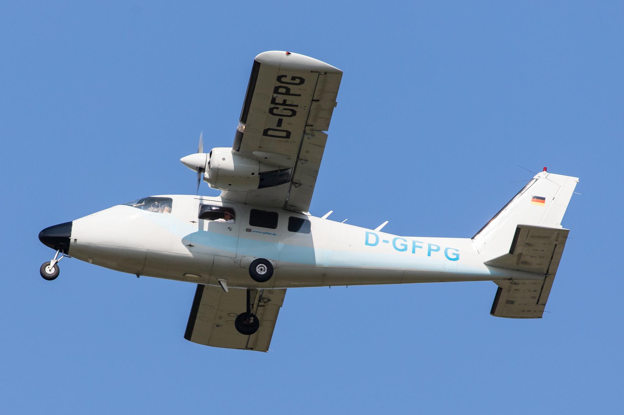 Hamburg Airport: Sylt Air (/ AWU) |  PartenaviaP-68B Victor P68 | D-GFPG | MSN 170