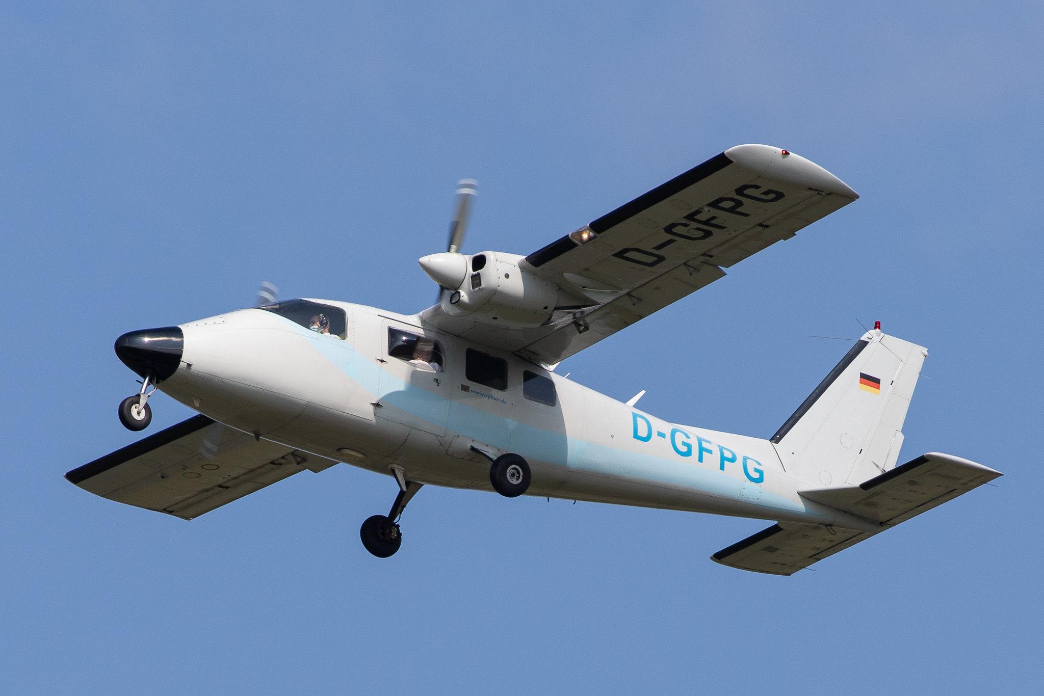 Hamburg Airport: Sylt Air (/ AWU) |  PartenaviaP-68B Victor P68 | D-GFPG | MSN 170