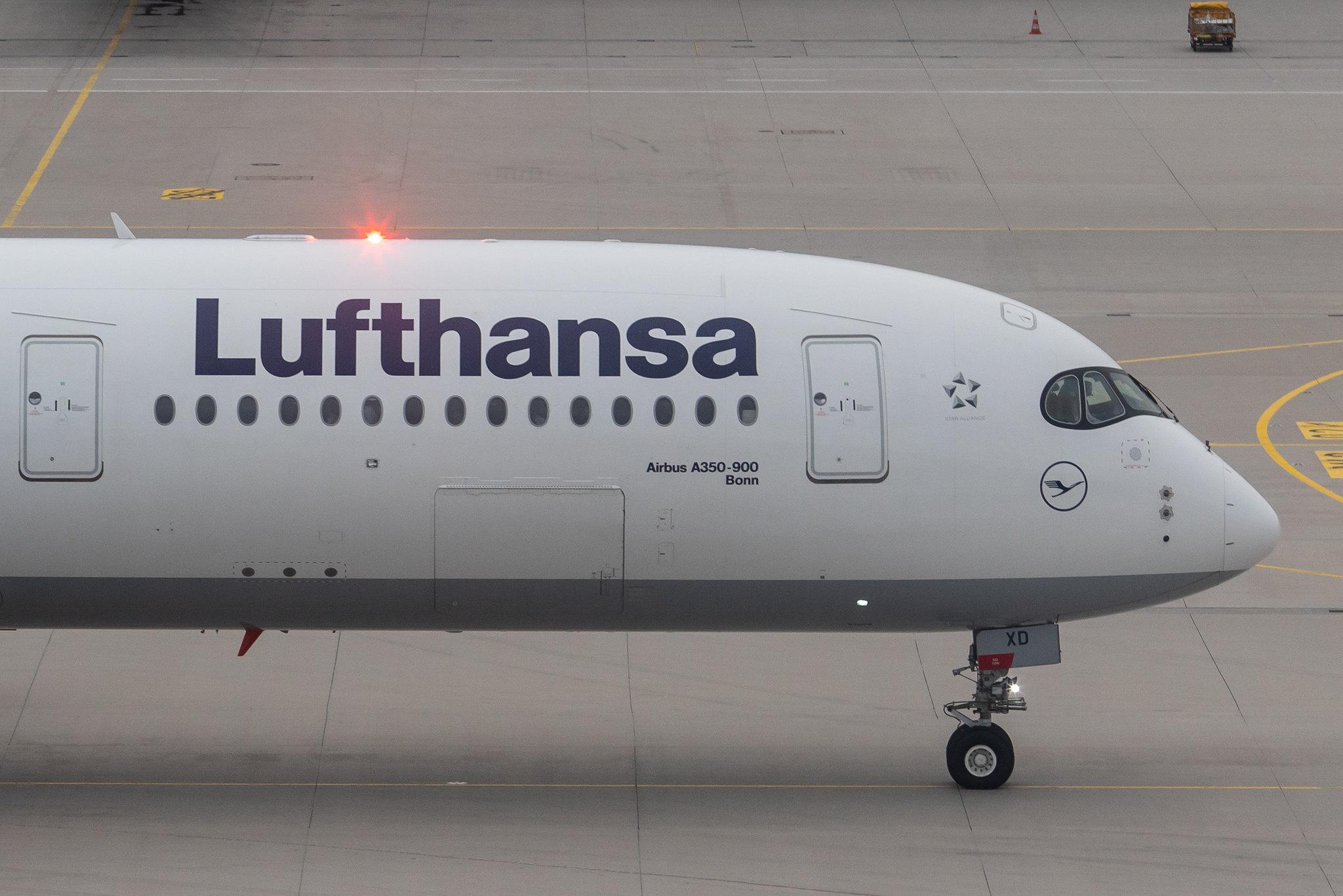 Munich Airport: Lufthansa (LH / DLH) |  Airbus A350-941 A359 | D-AIXD | MSN 127