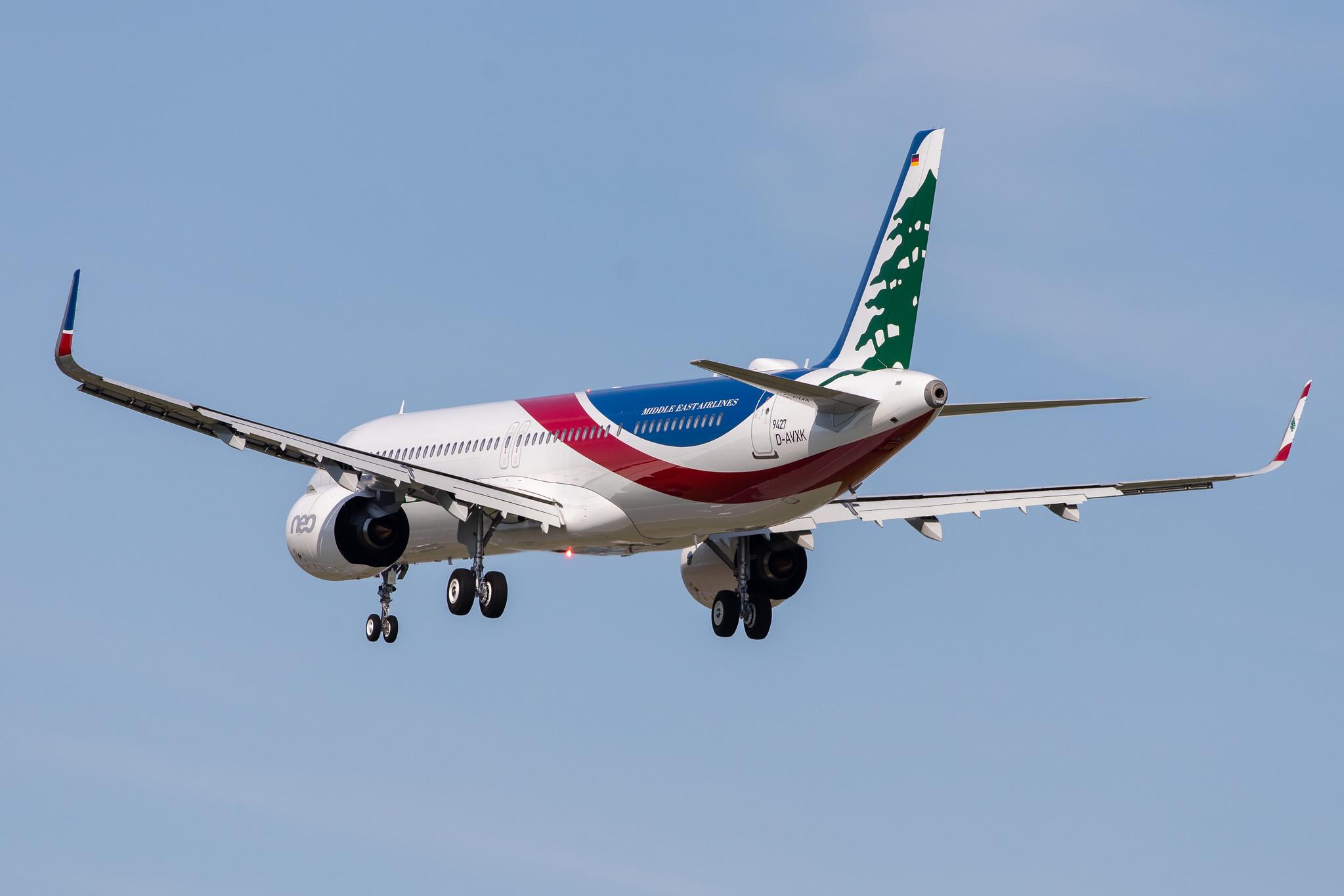 Hamburg Airport: MEA - Middle East Airlines  (ME / MEA) |   Airbus A321-271NX A21N | D-AVXK (T7-ME1) | MSN 9427