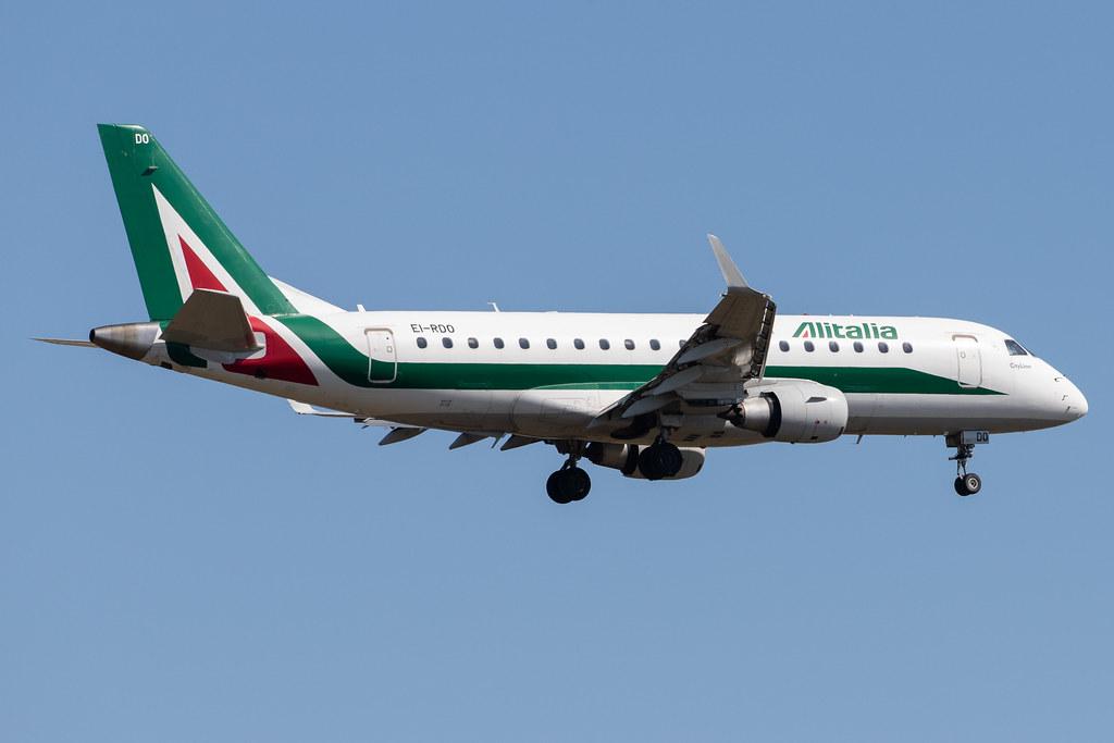 Frankfurt Airport: Alitalia (AZ / AZA) | Operator: Alitalia CityLiner |  Embraer E175STD E75S | EI-RDO | MSN 17000348