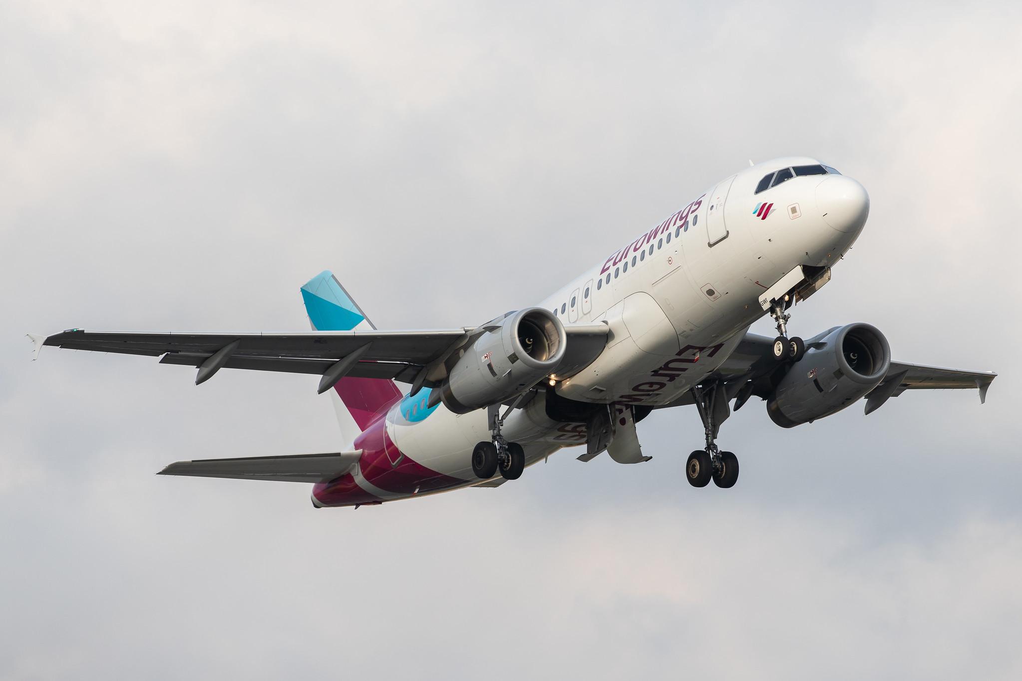 Hamburg Airport: Eurowings (EW / EWG) |  Airbus A319-132 A319 | D-AGWD | MSN 3011