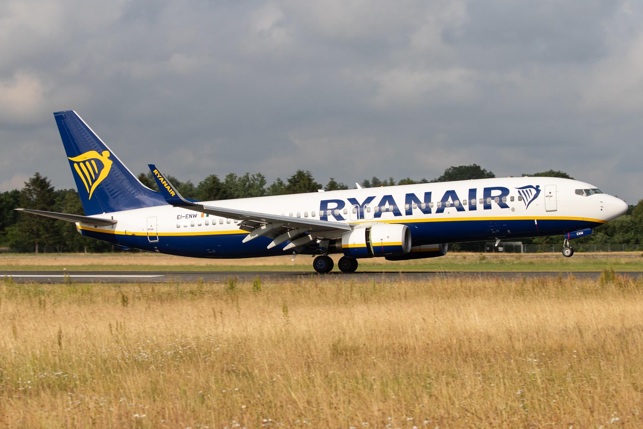 Hamburg Airport: Ryanair (FR / RYR) |  Boeing 737-8AS B738 | EI-ENW | MSN 40306