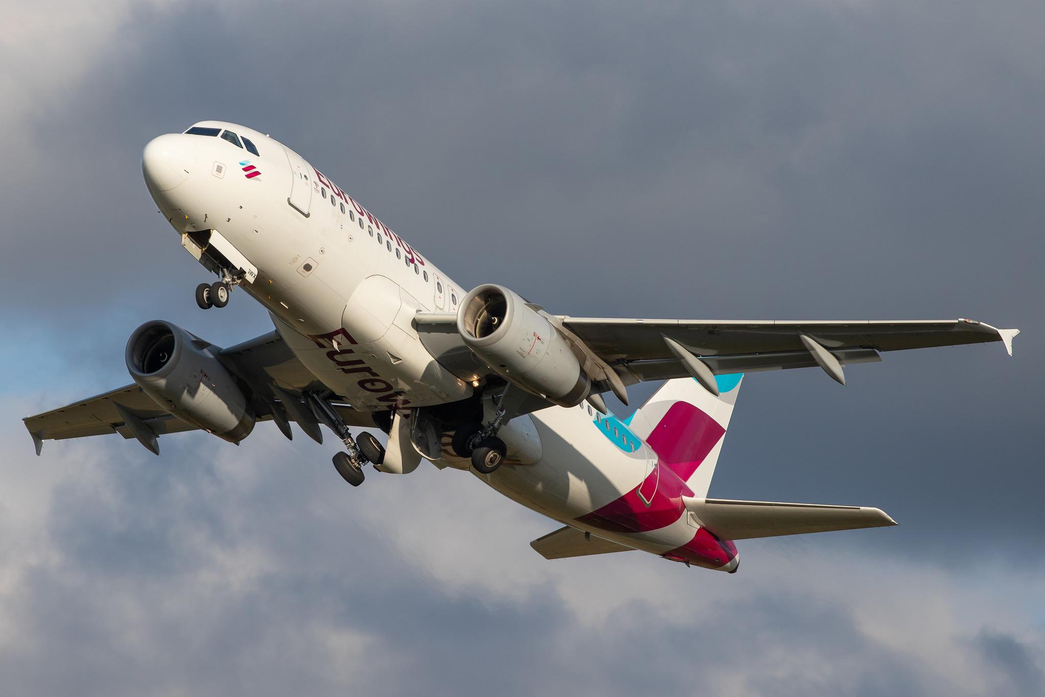 Hamburg Airport: Eurowings (EW / EWG) |  Airbus A319-132 A319 | D-AGWX | MSN 5569
