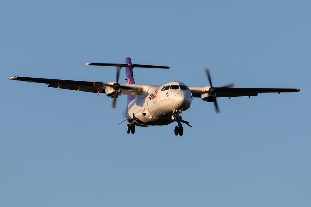 Hamburg Airport: FedEx (FX / FDX) | Operator: ASL Airlines Ireland |  ATR 42-300(F) AT43 | EI-FXB | MSN 243