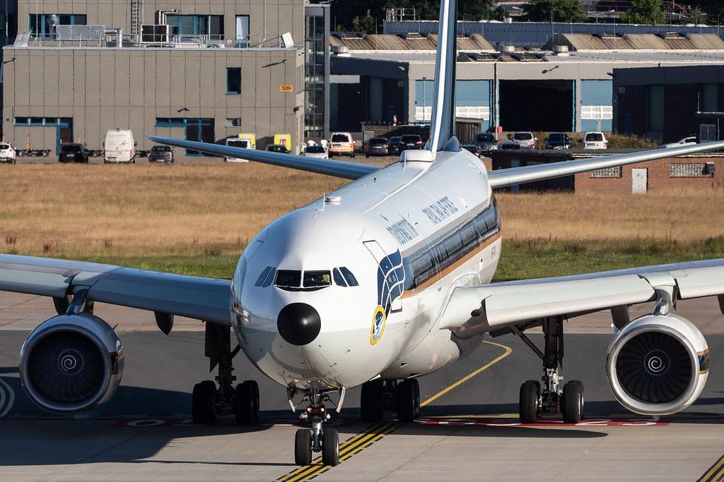 Hamburg Airport: Royal Thai Air Force |  Airbus A340-541 A345 | HS-TYV | MSN 0698