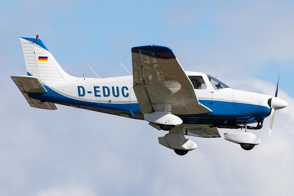 Hamburg Airport: Private owner |  Piper PA28-181 Archer II P28A | D-EDUC | MSN 2890170