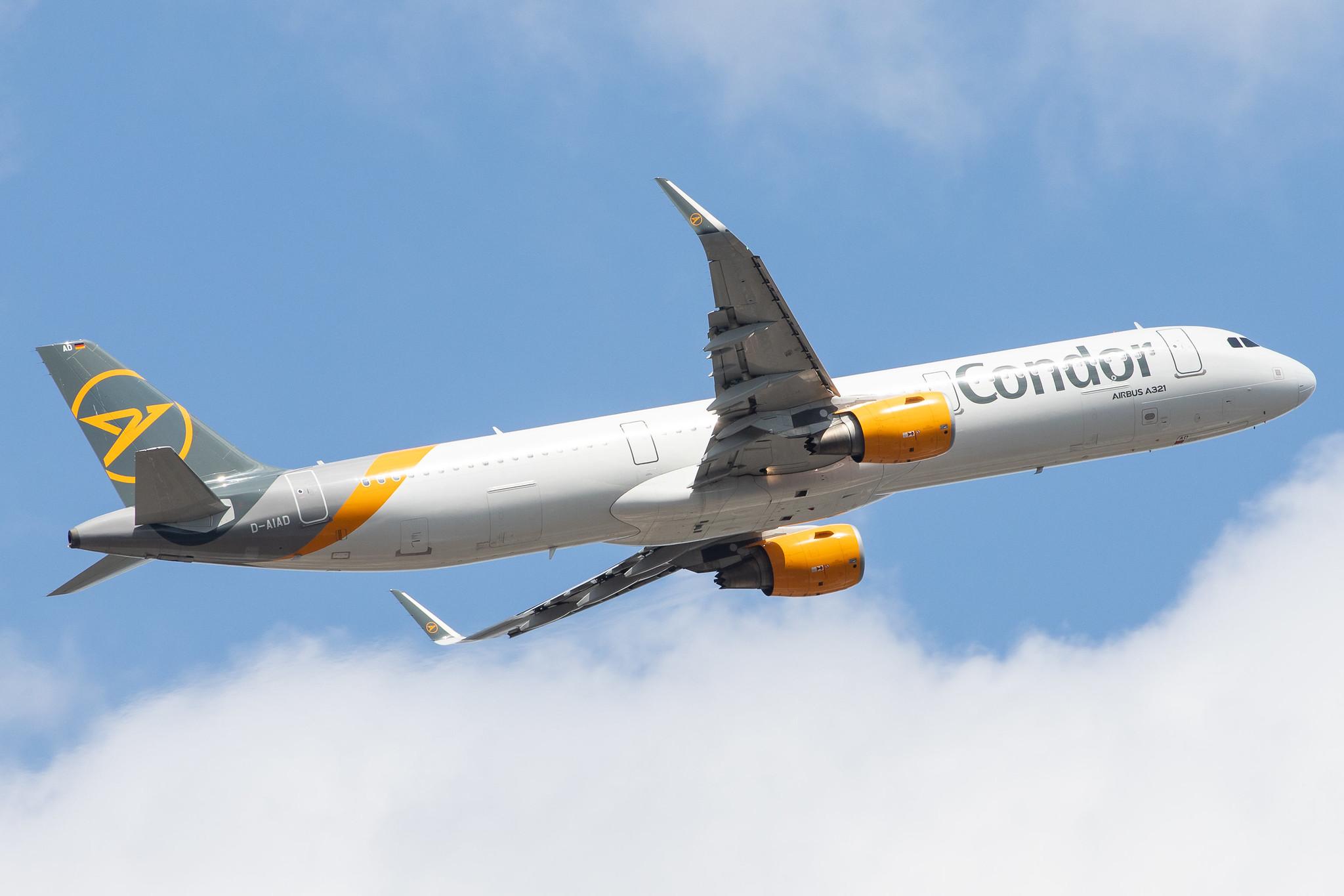 Frankfurt Airport: Condor (DE / CFG) |  Airbus A321-211 A321 | D-AIAD | MSN 6053