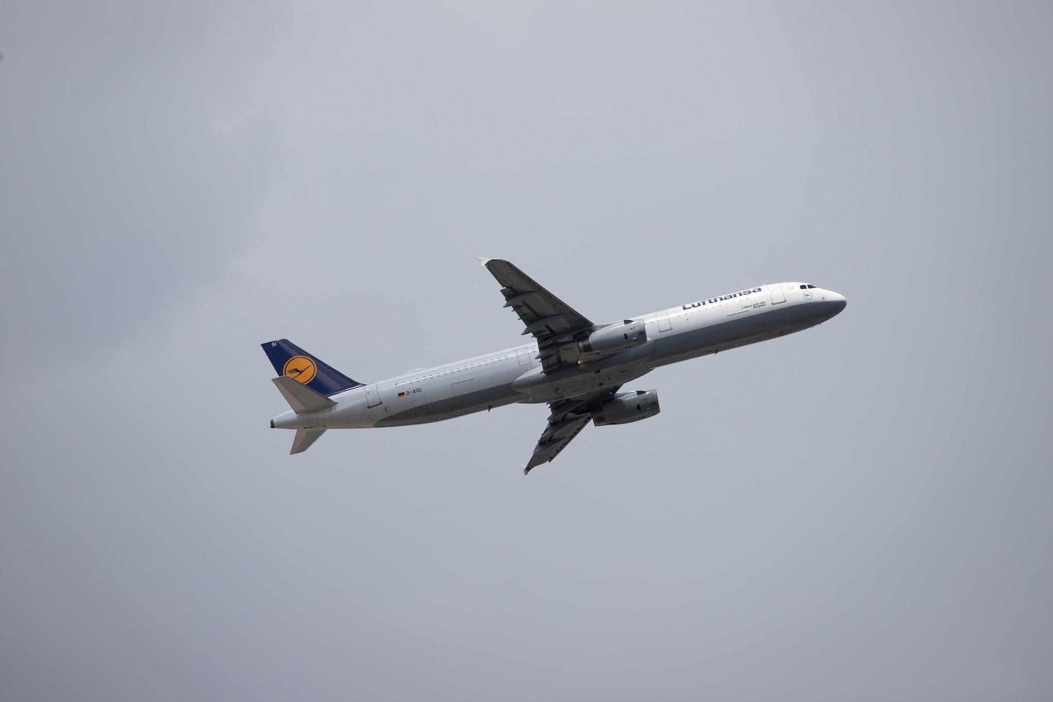 Frankfurt Airport: Lufthansa (LH / DLH) |  Airbus A321-231 A321 | D-AISI | MSN 3339