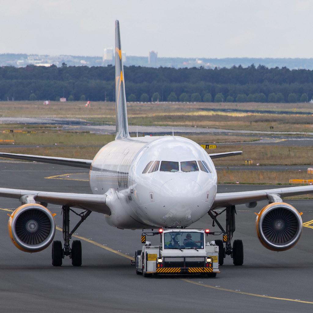 Frankfurt Airport: Condor (DE / CFG) |  Airbus A321-211 A321 | D-AIAC | MSN 5969