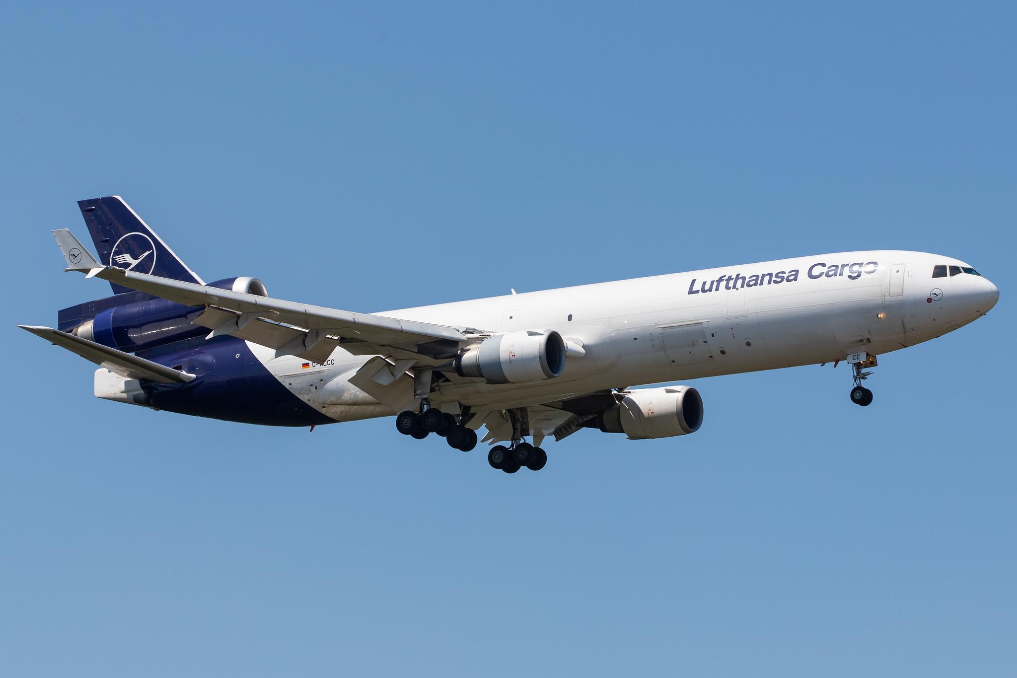 Frankfurt Airport: Lufthansa Cargo (/ GEC) |  McDonnell Douglas MD-11F MD11 | D-ALCC | MSN 48783