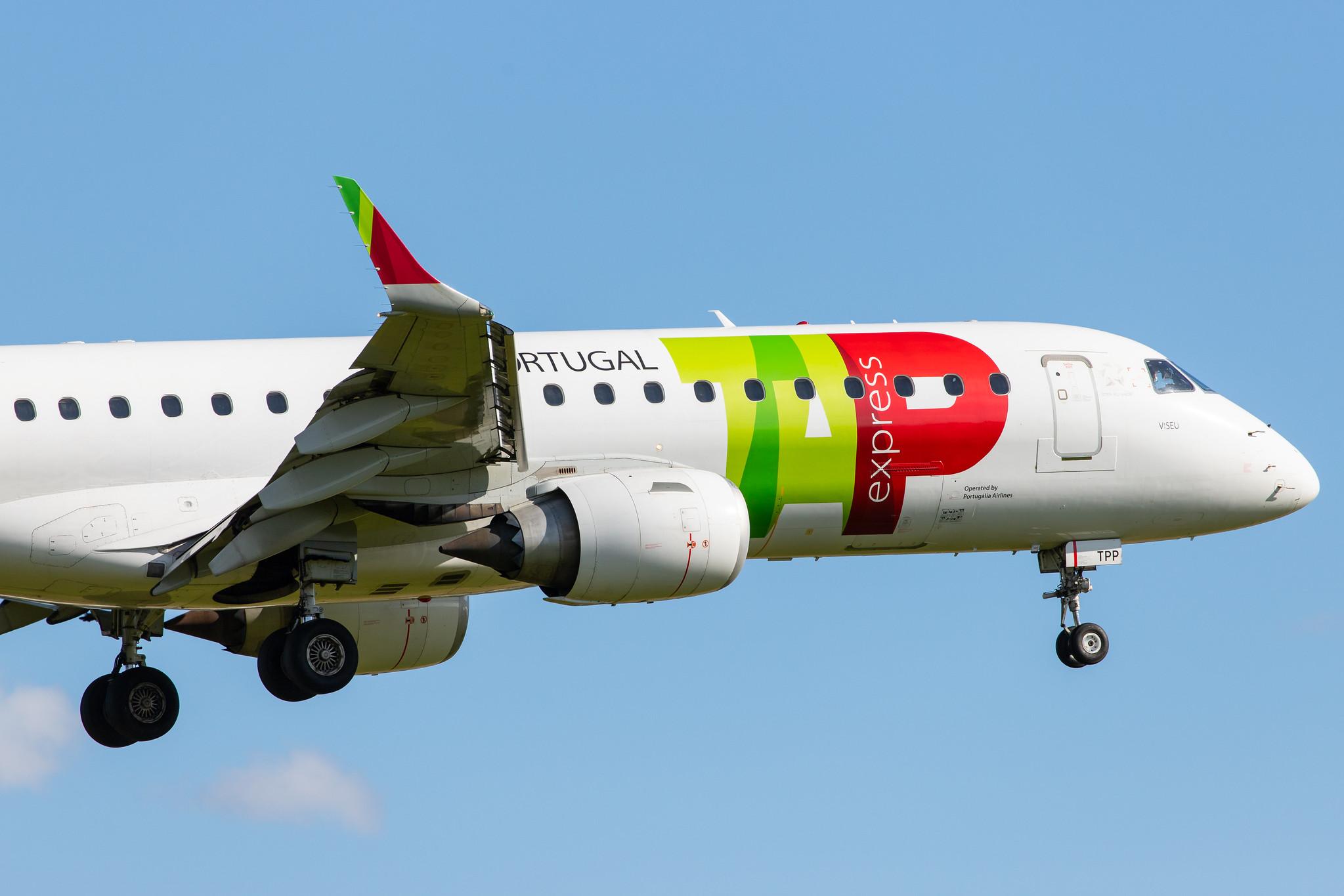 Hamburg Airport: TAP Express (NI / PGA) |  Embraer E190LR E190 | CS-TPP | MSN 19000441