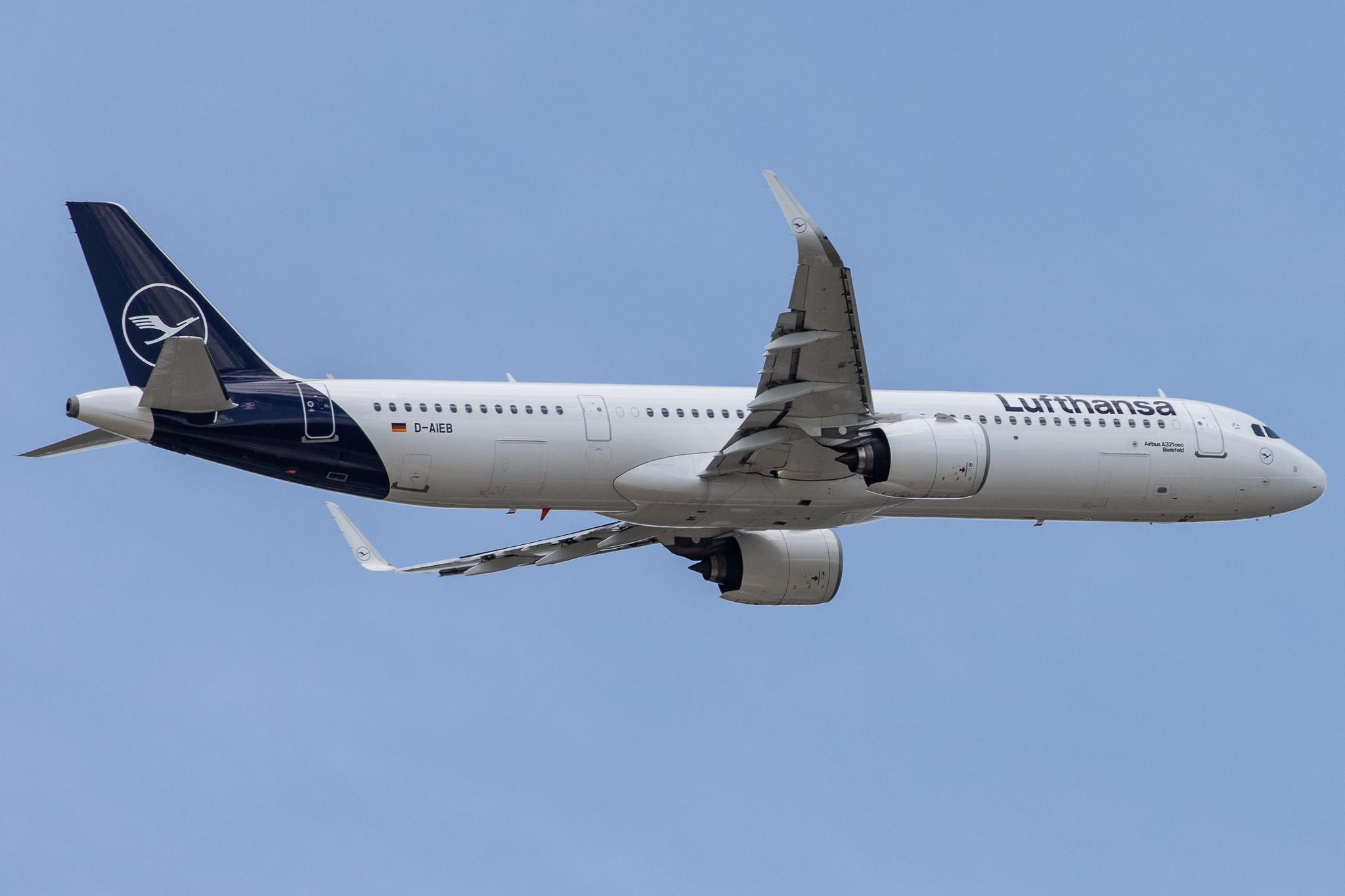 Frankfurt Airport: Lufthansa (LH / DLH) |  Airbus A321-271NX A21N | D-AIEB | MSN 8783