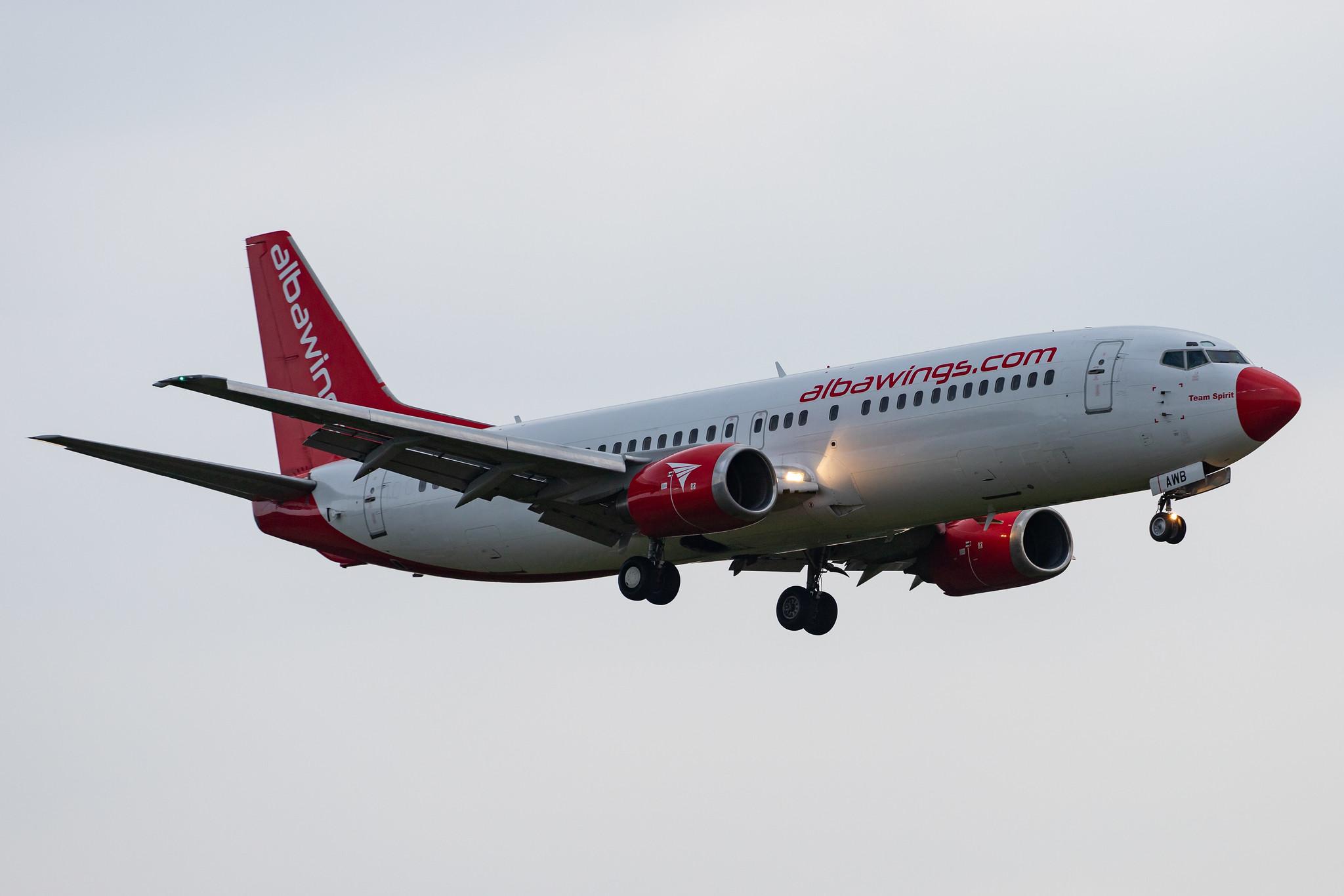 Hamburg Airport: Albawings (2B / AWT) |  Boeing 737-408 B734 | ZA-AWB | MSN 24352