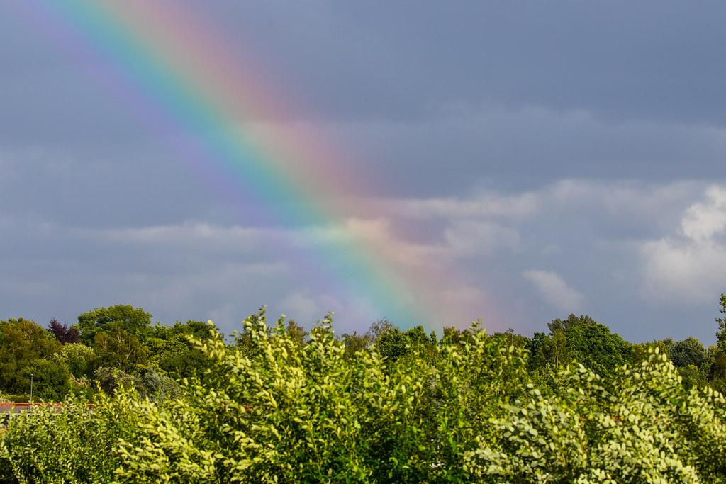 Hamburg Airport: Regenbogen |
