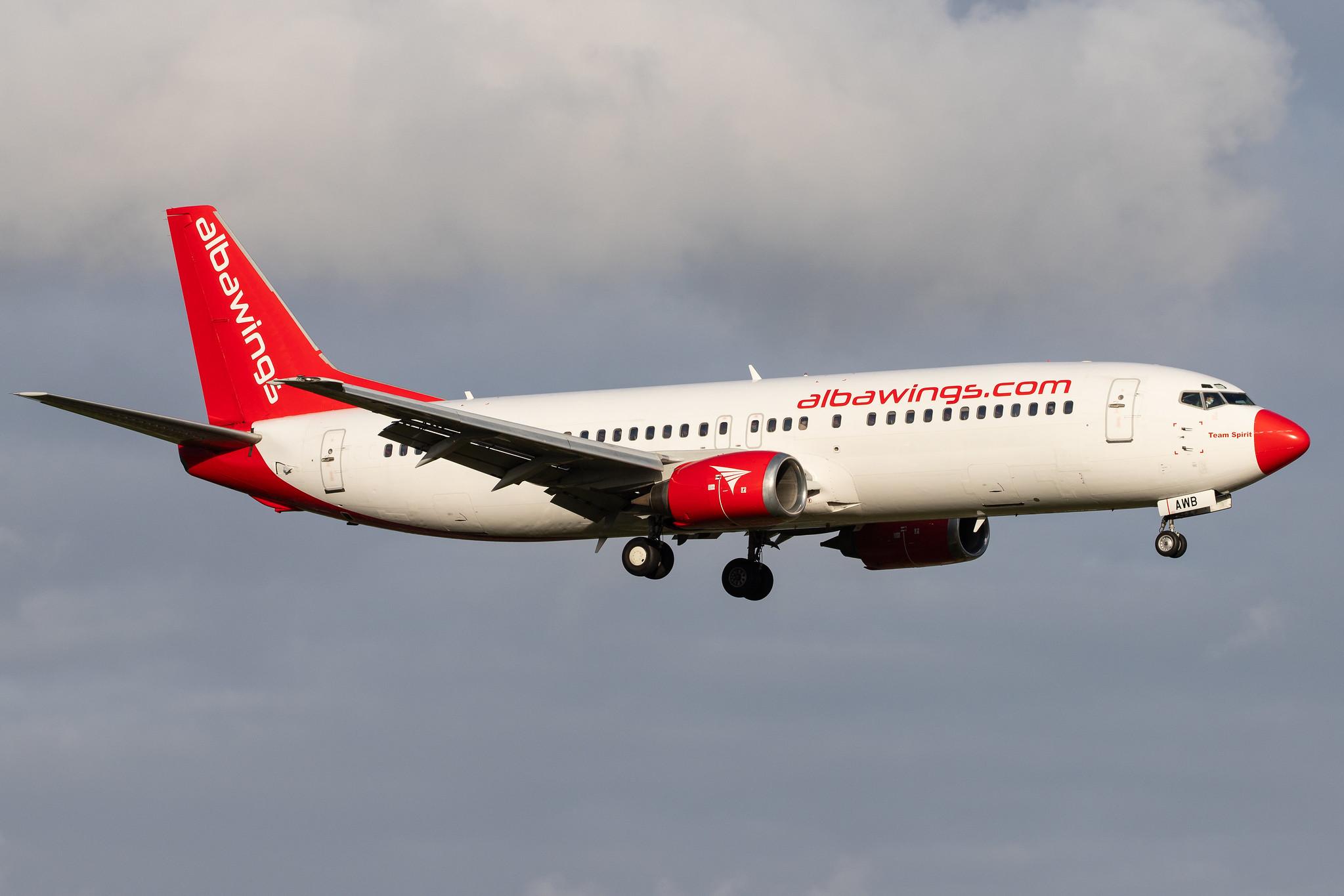 Hamburg Airport: Albawings (2B / AWT) |  Boeing 737-408 B734 | ZA-AWB | MSN 24352