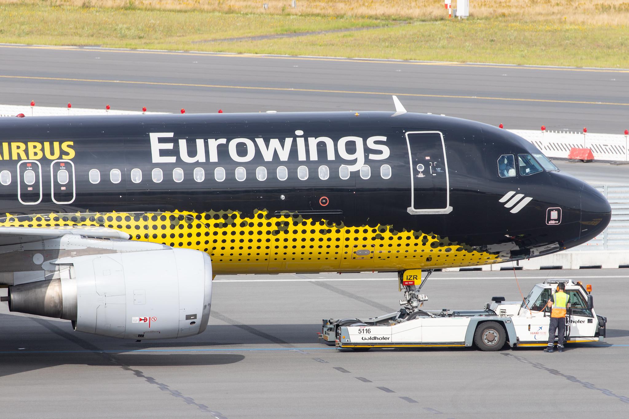 Hamburg Airport: Eurowings (EW / EWG) |  Livery: Borussia Dortmund Livery |  Airbus A320-214 A320 | D-AIZR | MSN 5525