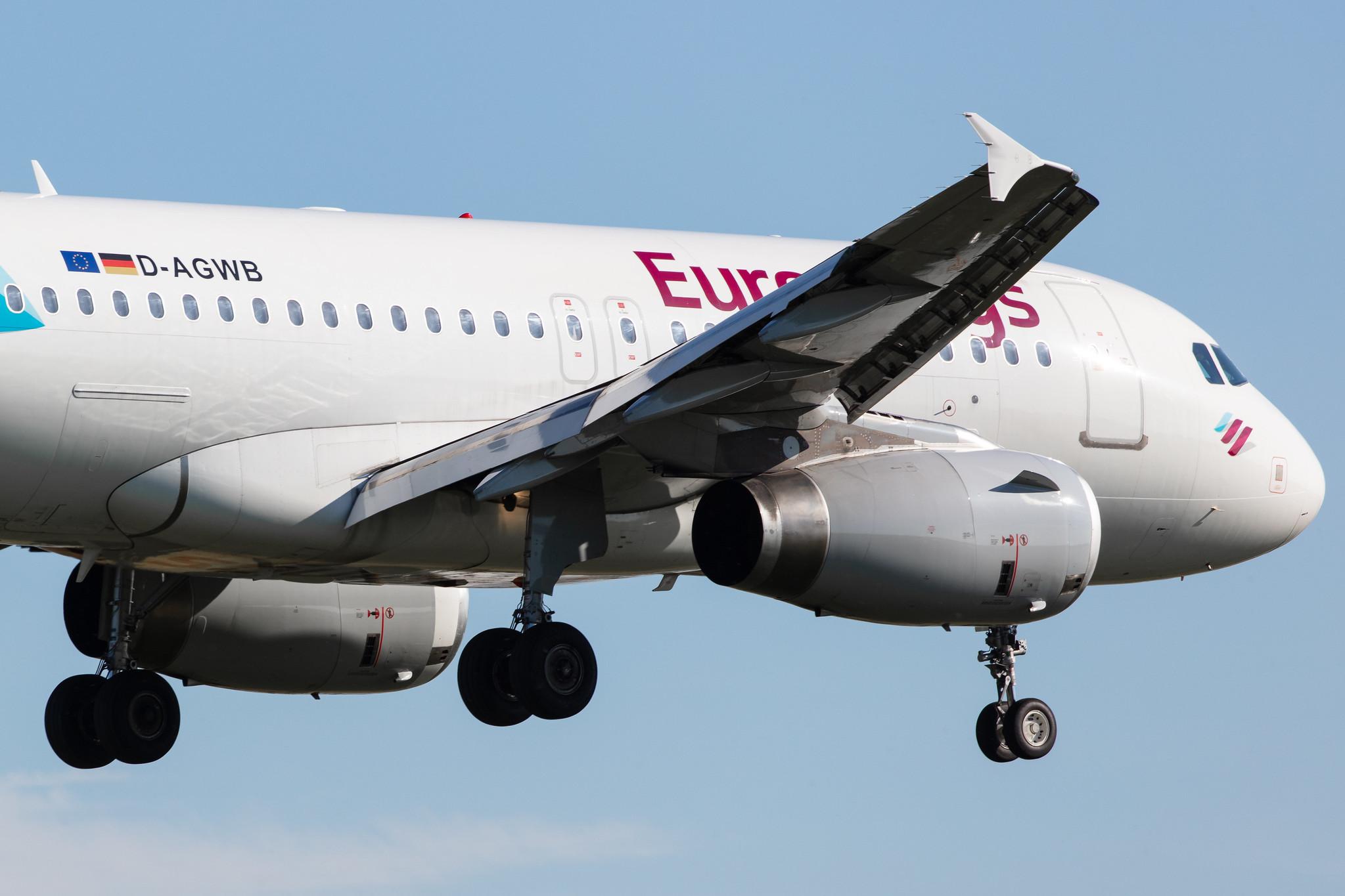 Hamburg Airport: Eurowings (EW / EWG) |  Airbus A319-132 A319 | D-AGWB | MSN 2833