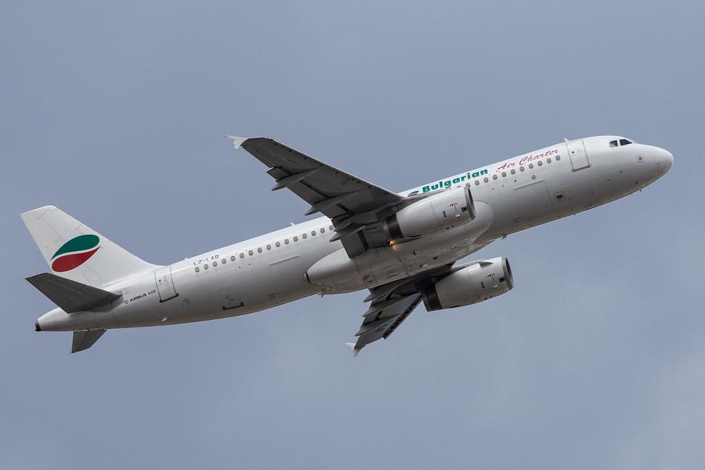 Frankfurt Airport: Bulgarian Air Charter (1T / BUC) |  Airbus A320-231 A320 | LZ-LAB | MSN 0276