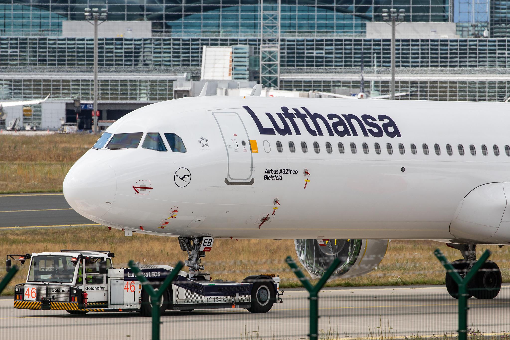 Frankfurt Airport: Lufthansa (LH / DLH) |  Airbus A321-271NX A21N | D-AIEB | MSN 8783