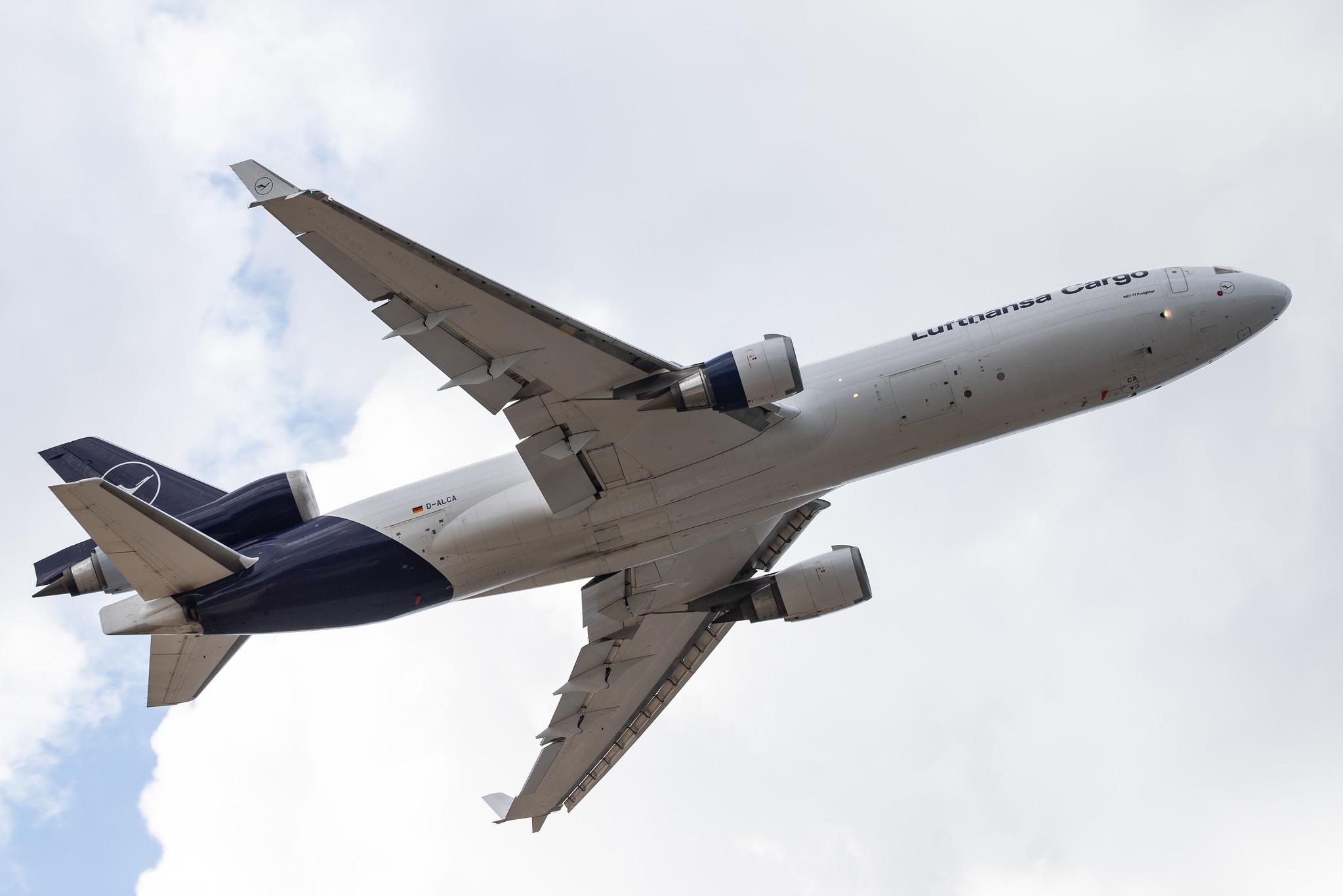 Frankfurt Airport: Lufthansa Cargo (/ GEC) |  McDonnell Douglas MD-11F MD11 | D-ALCA | MSN 48781