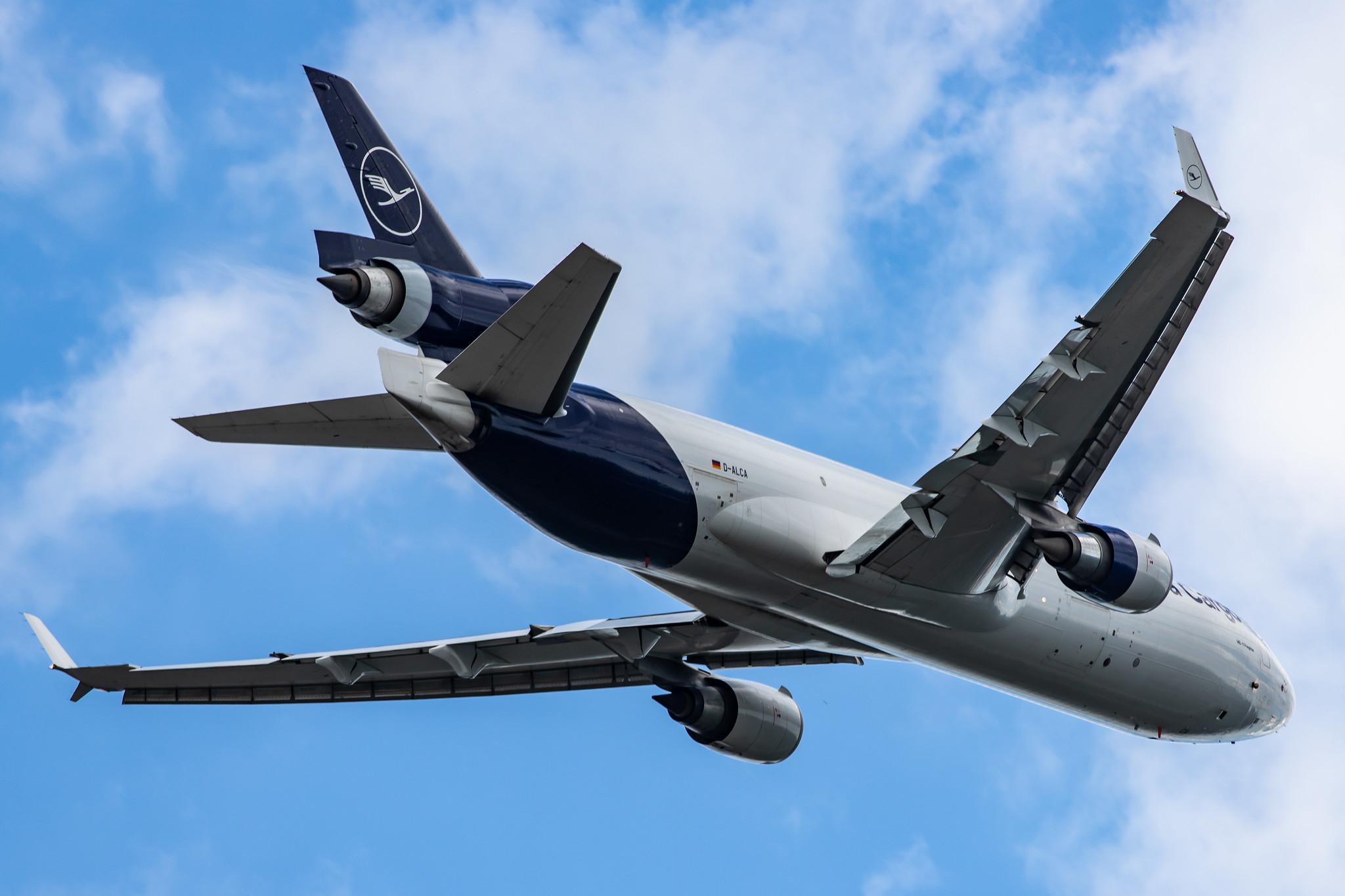 Frankfurt Airport: Lufthansa Cargo (/ GEC) |  McDonnell Douglas MD-11F MD11 | D-ALCA | MSN 48781