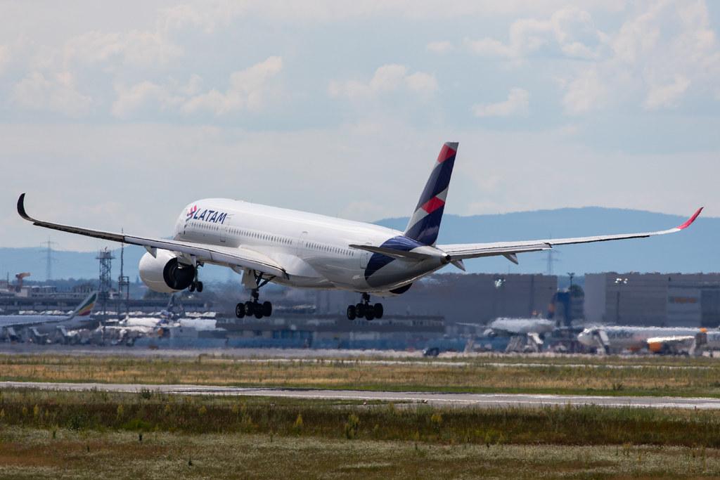 Frankfurt Airport: LATAM Airlines (LA / LAN) | Operator: LATAM Brasil |  Airbus A350-941 A359 | PR-XTC | MSN 035