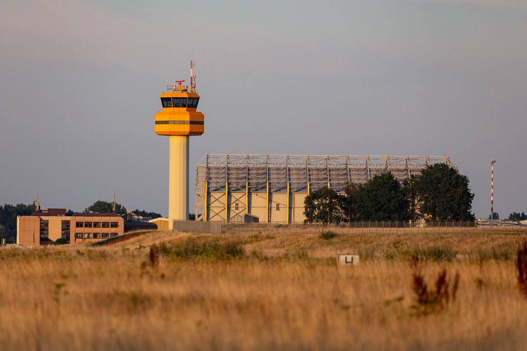 Hamburg Airport: Tower |
