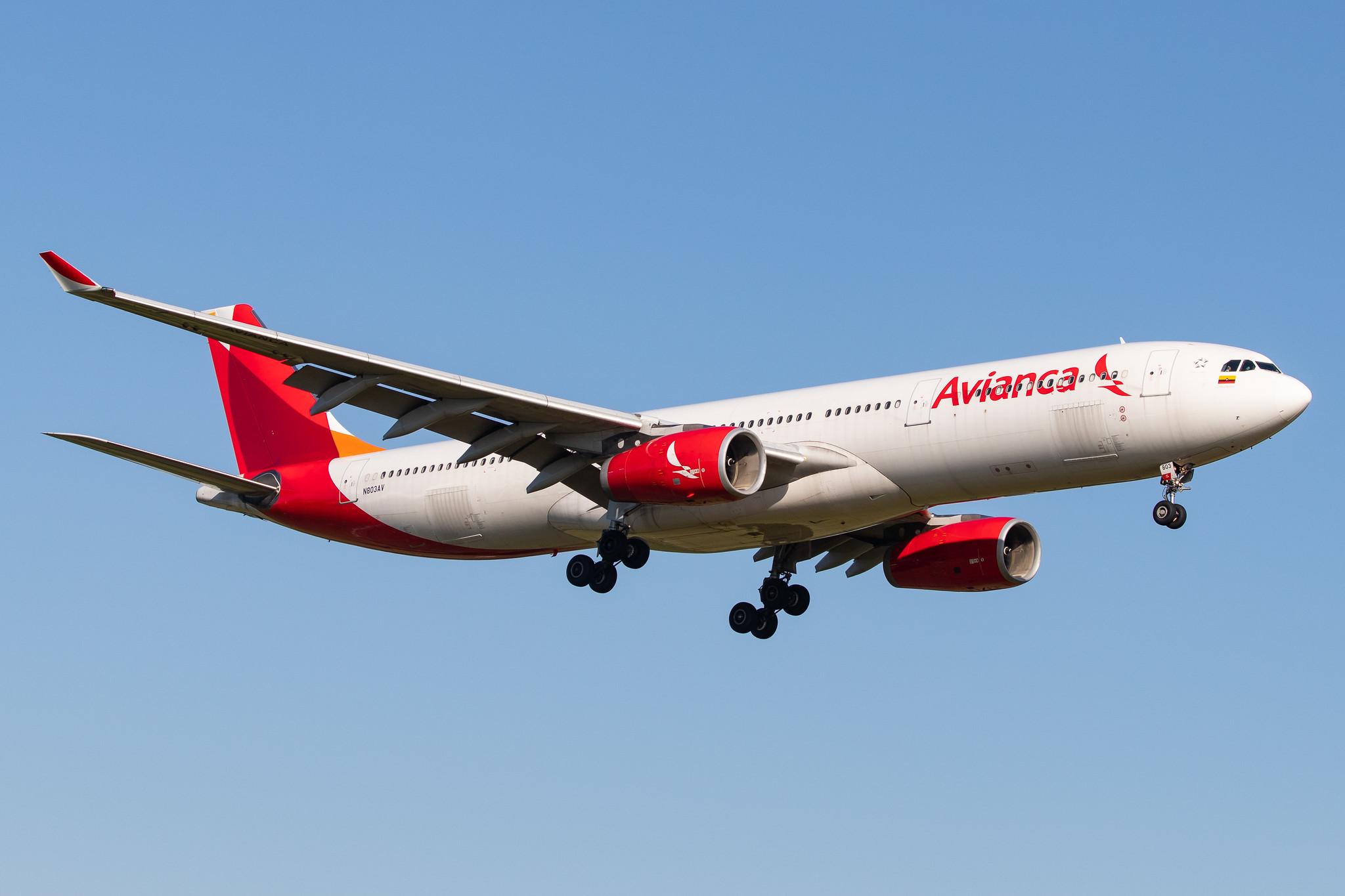 Hamburg Airport: Avianca (AV / AVA) |  Airbus A330-343 A333 | N803AV | MSN 1357