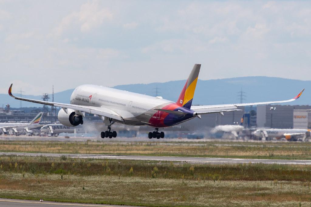 Frankfurt Airport: Asiana Airlines (OZ / AAR) |  Airbus A350-941 A359 | HL8359 | MSN 224