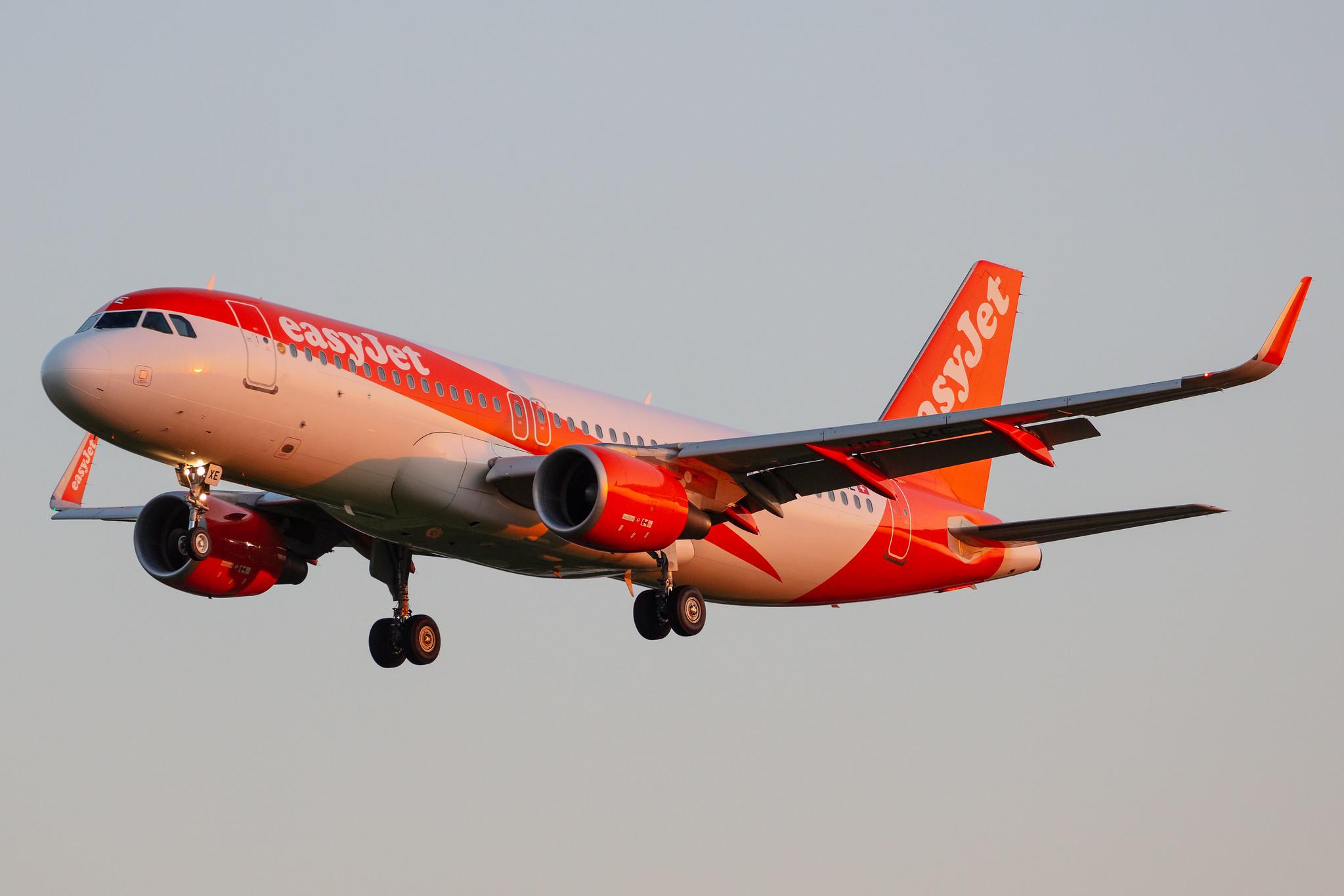 Hamburg Airport: easyJet (U2 / EZY) | Operator: easyJet Switzerland |  Airbus A320-214 A320 | HB-JXE | MSN 5785