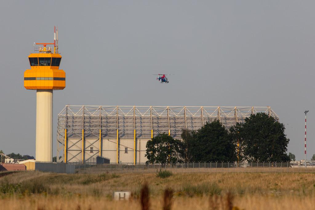 Hamburg Airport: Tower |