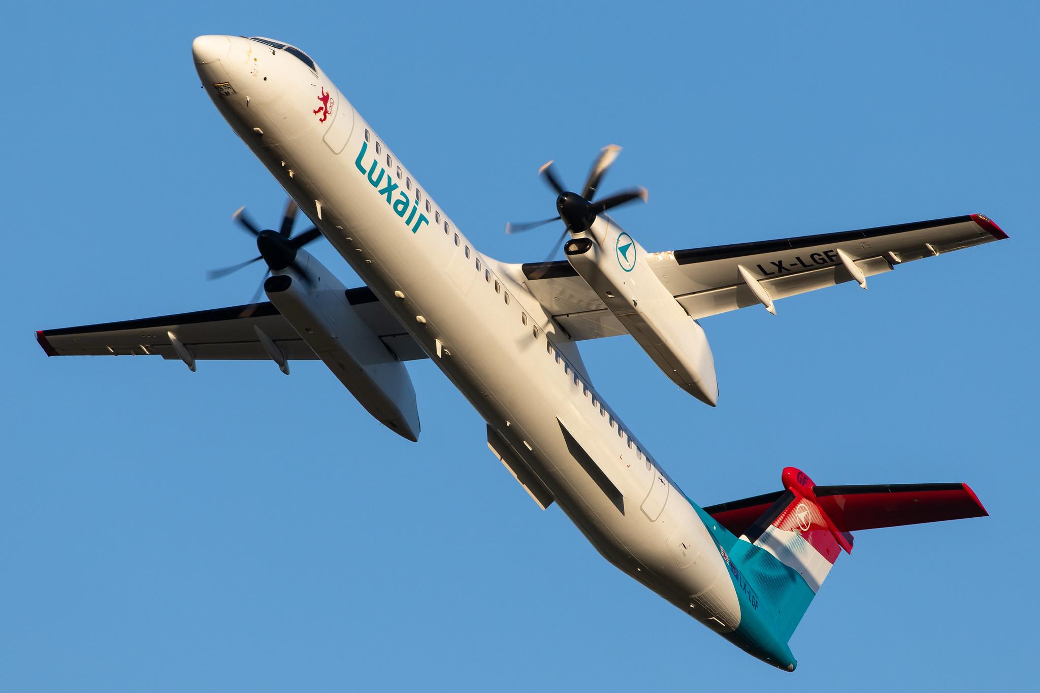 Hamburg Airport: Luxair (LG / LGL) |  De Havilland Canada Dash 8-400 DH8D | LX-LGF | MSN 4349
