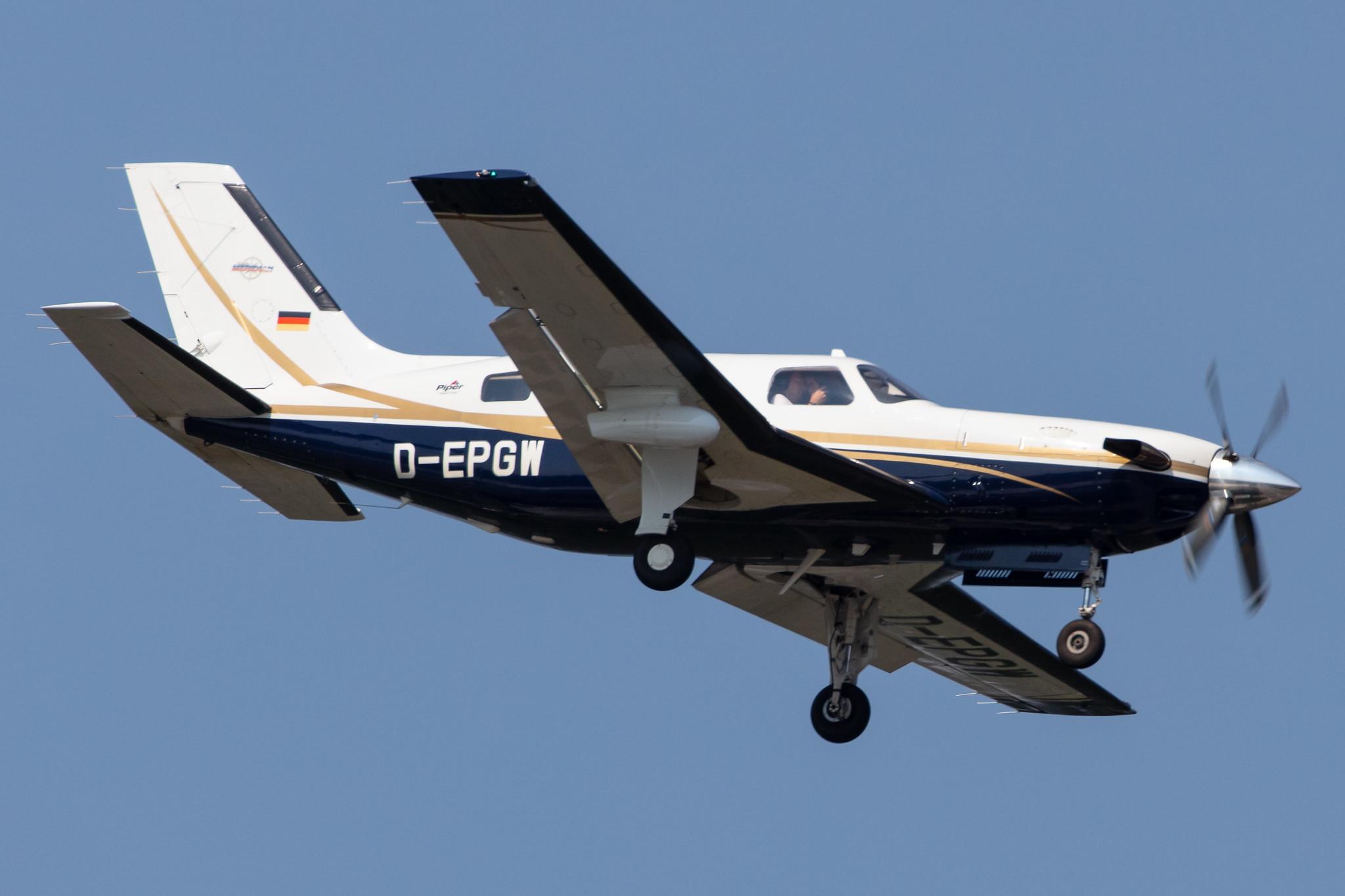 Hamburg Airport: Private owner |  Piper PA-46-500TP P46T | D-EPGW | MSN 46-97070