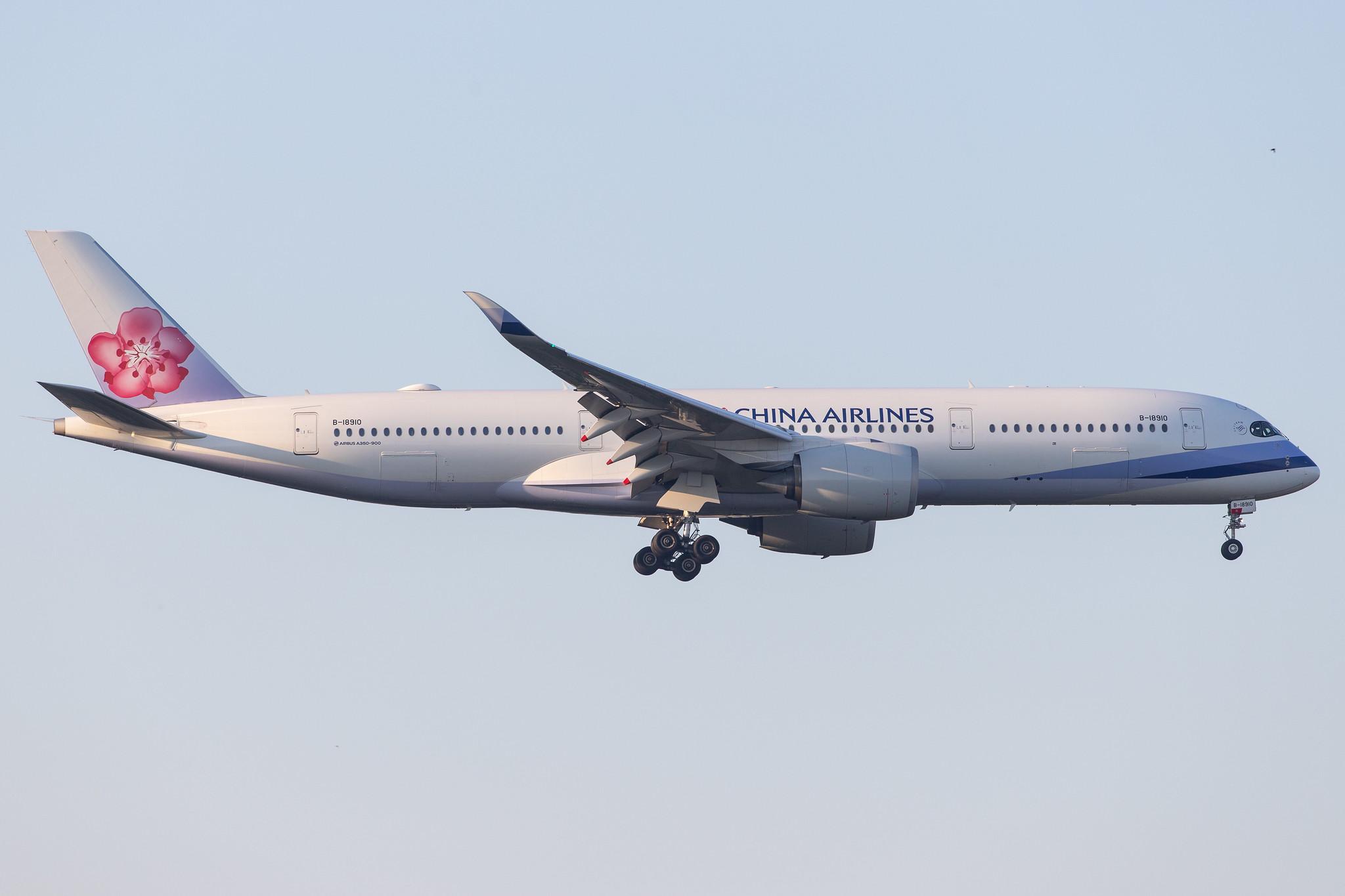 Frankfurt Airport: China Airlines (CI / CAL) |  Airbus A350-941 A359 | B-18910 | MSN 151