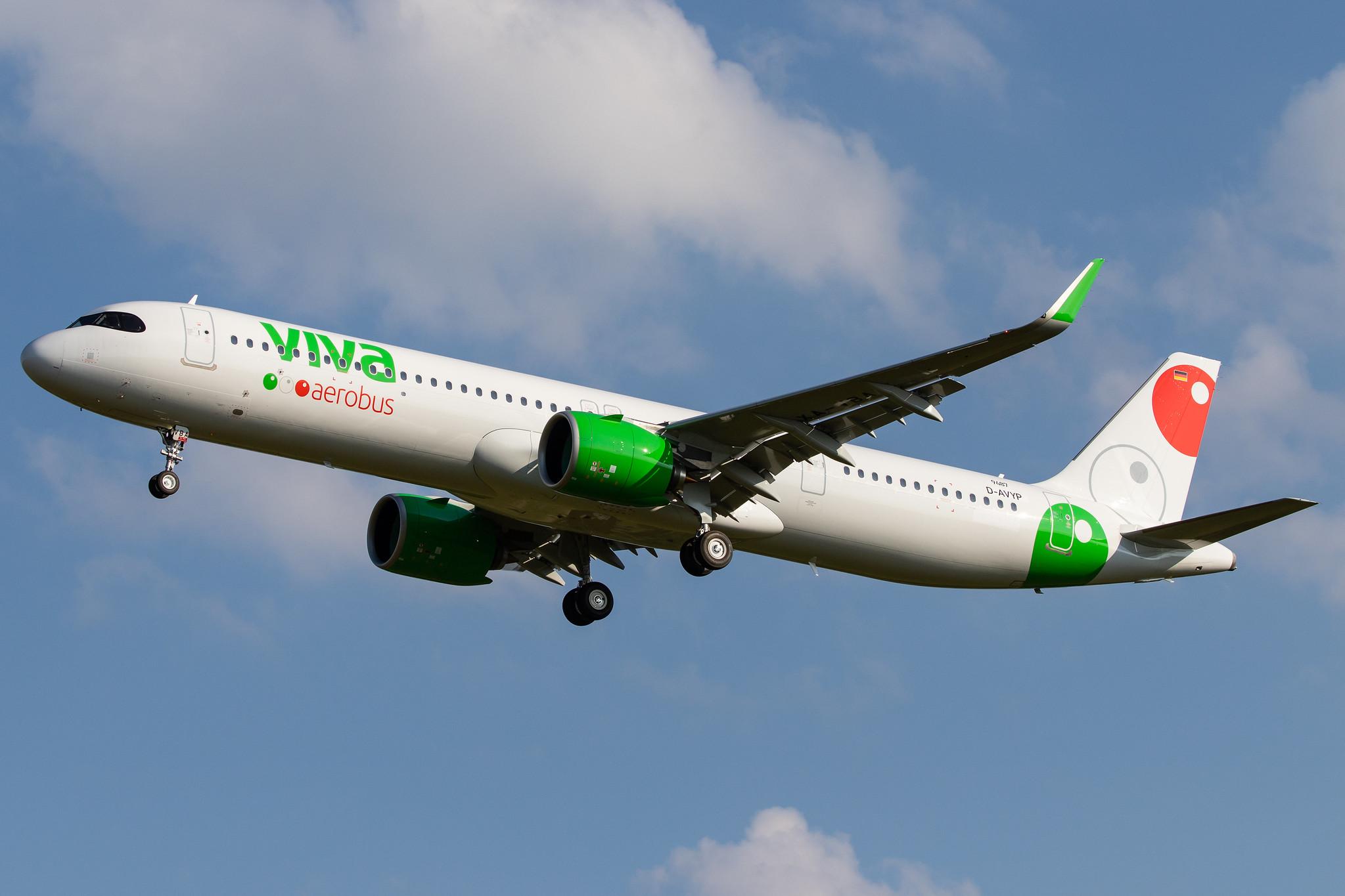 Hamburg Airport: Viva Aerobus (VB / VIV) |  Airbus A321-271NX A21N | D-AVYP | MSN 9487 (XA-VBA)