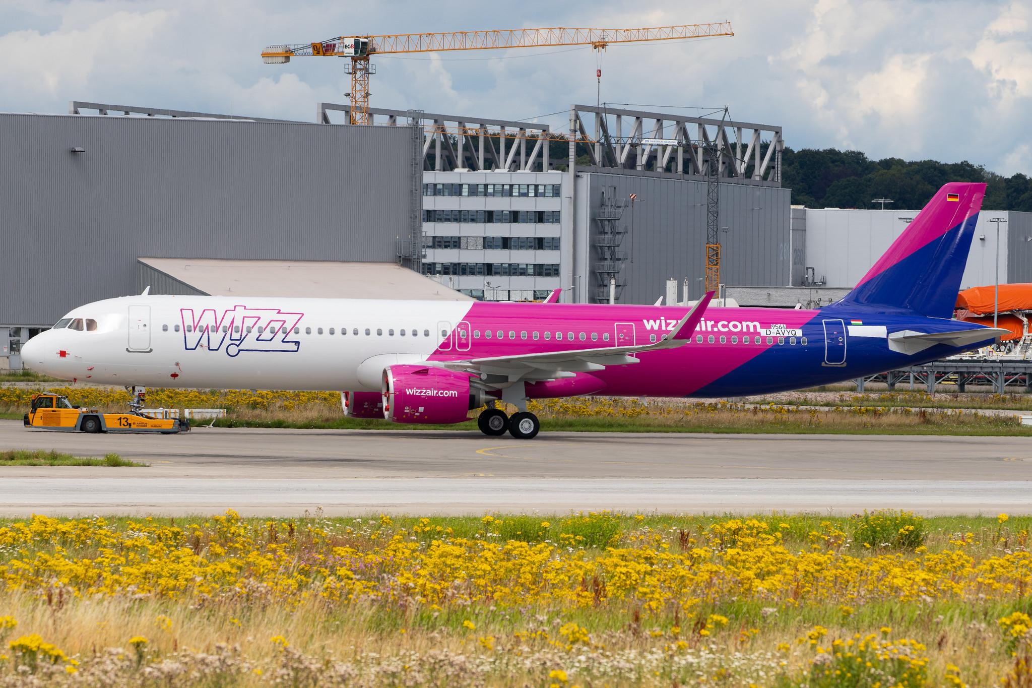 Hamburg Finkenwerder: Wizz Air (W6 / WZZ) |  Airbus A321-271NX A21N | D-AVYQ | MSN 9564