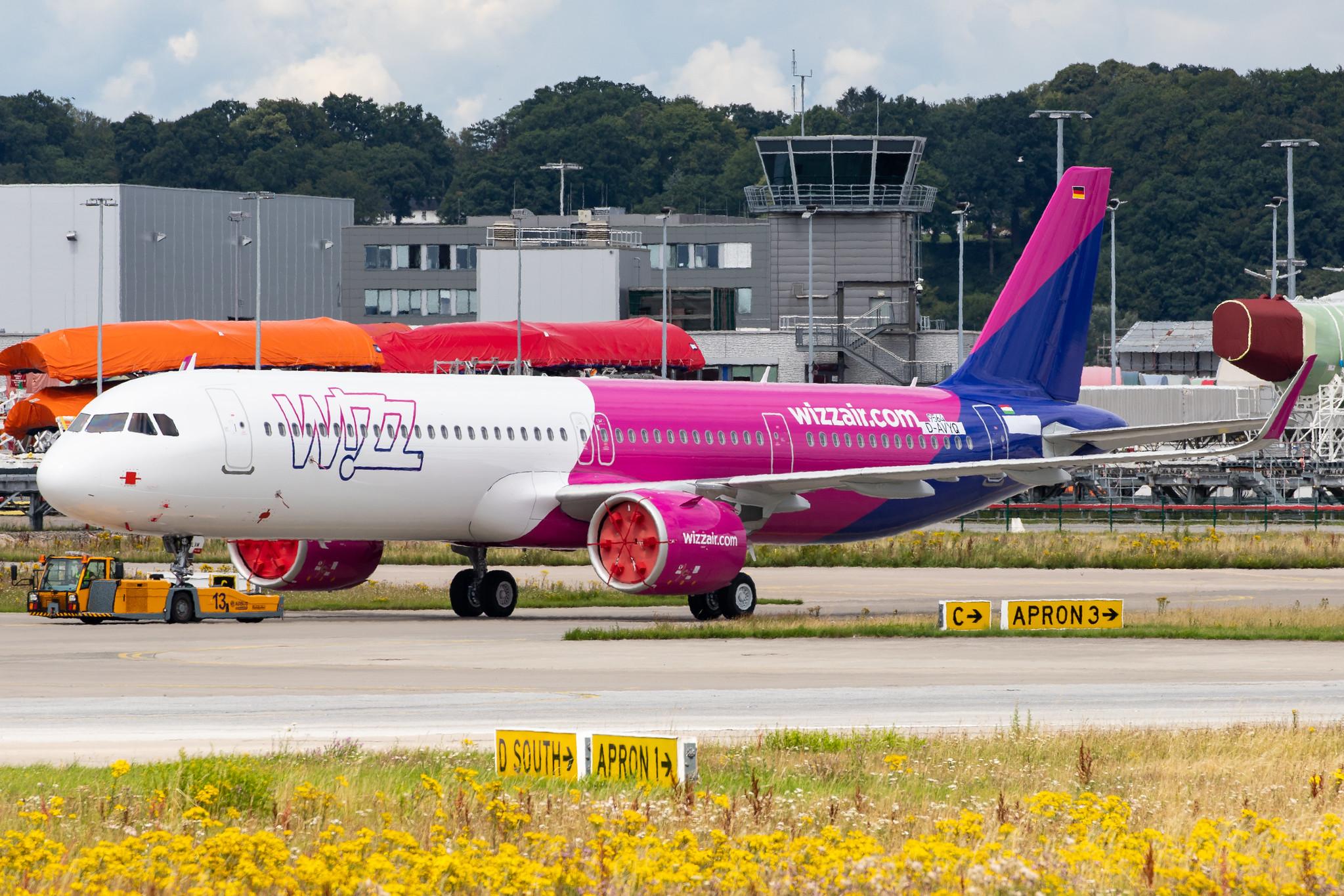 Hamburg Finkenwerder: Wizz Air (W6 / WZZ) |  Airbus A321-271NX A21N | D-AVYQ | MSN 9564