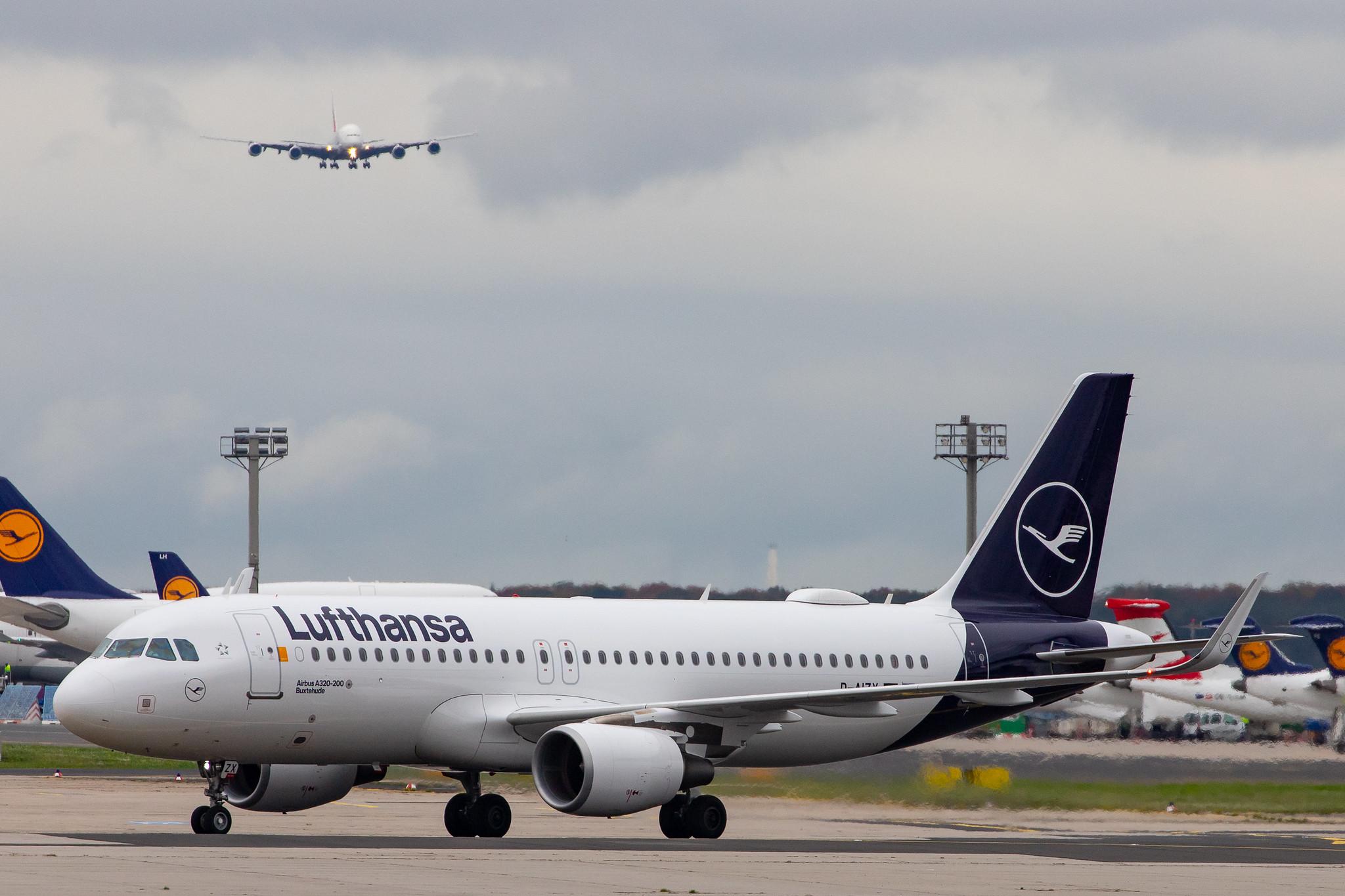 Frankfurt Airport: Lufthansa (LH / DLH) |  Airbus A320-214 A320 | D-AIZX | MSN 5741
