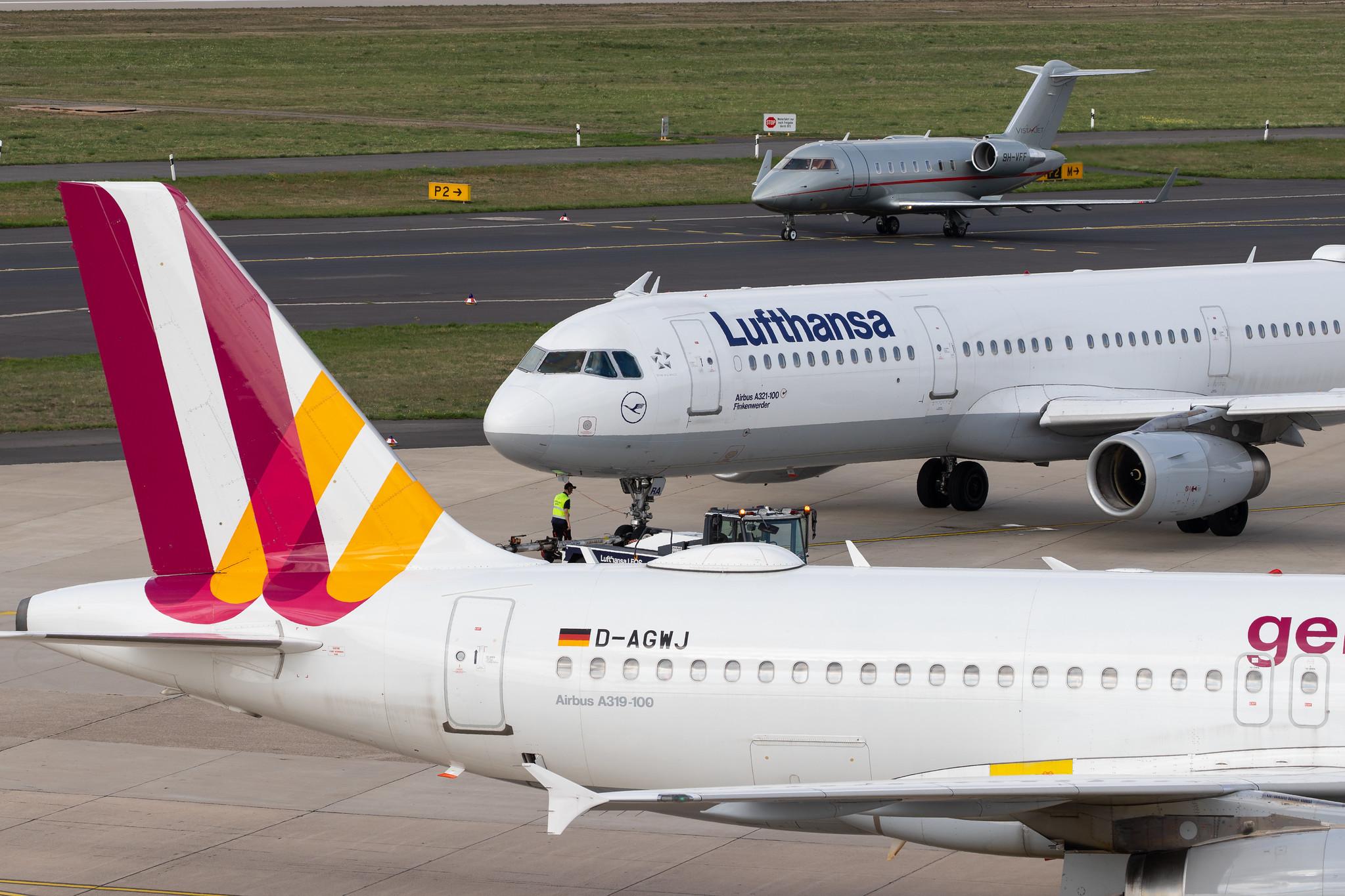 Düsseldorf Airport: Lufthansa (LH / DLH) |  Airbus A321-131 A321 | D-AIRA | MSN 0458