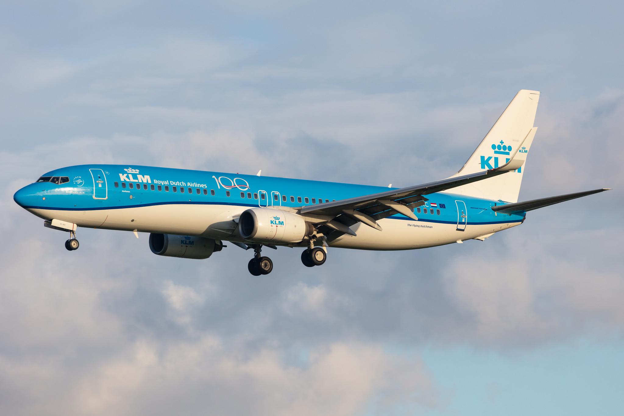 Amsterdam Airport Schiphol: KLM (KL / KLM) |  Boeing 737-8K2 B738 | PH-BXC | MSN 29133