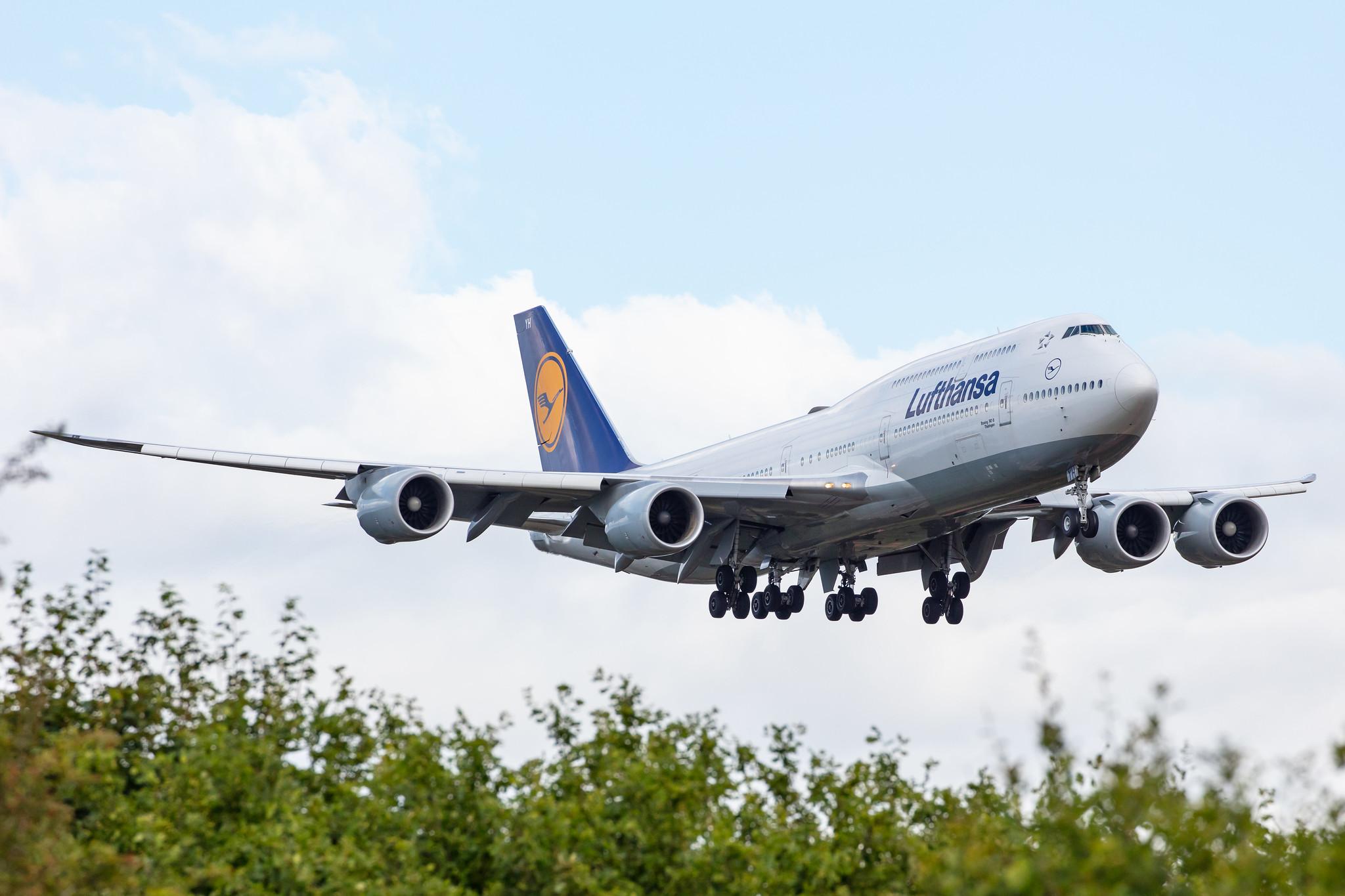 Hamburg Airport: Lufthansa (LH / DLH) |  Boeing 747-830 B748 | D-ABYH | MSN 37832