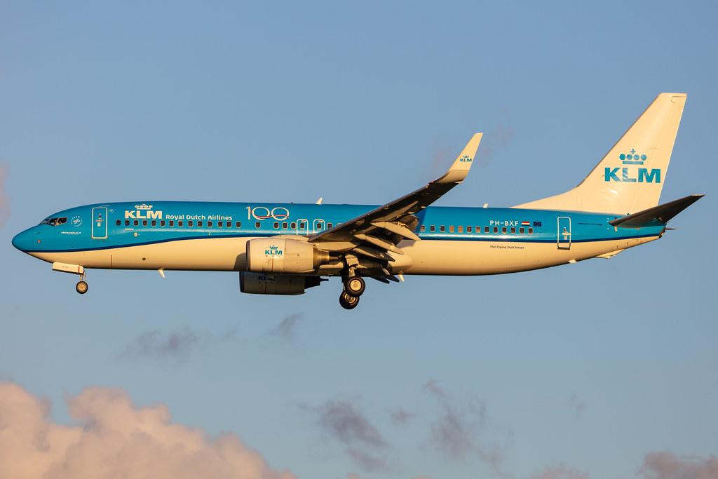 Amsterdam Airport Schiphol: KLM (KL / KLM) |  Boeing 737-8K2 B738 | PH-BXF | MSN 2959