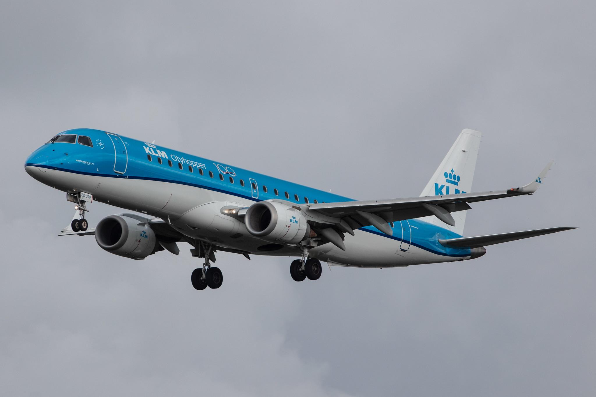 Amsterdam Airport Schiphol: KLM (KL / KLM) | Operator: KLM Cityhopper |  Embraer E190STD E190 | PH-EZD | MSN 19000279